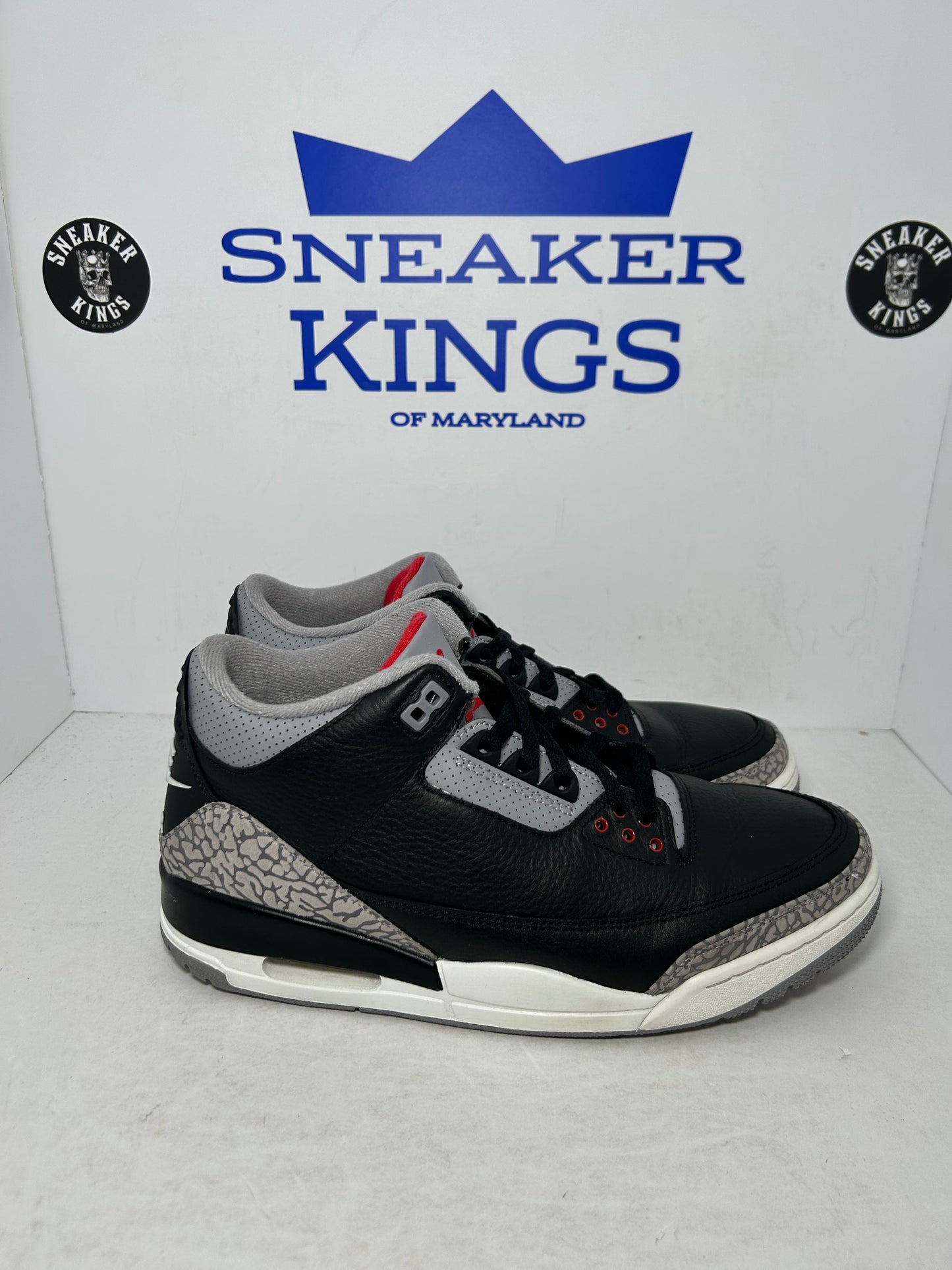 Air Jordan 3 Retro OG 2024 Black Cement (Pre-Owned)