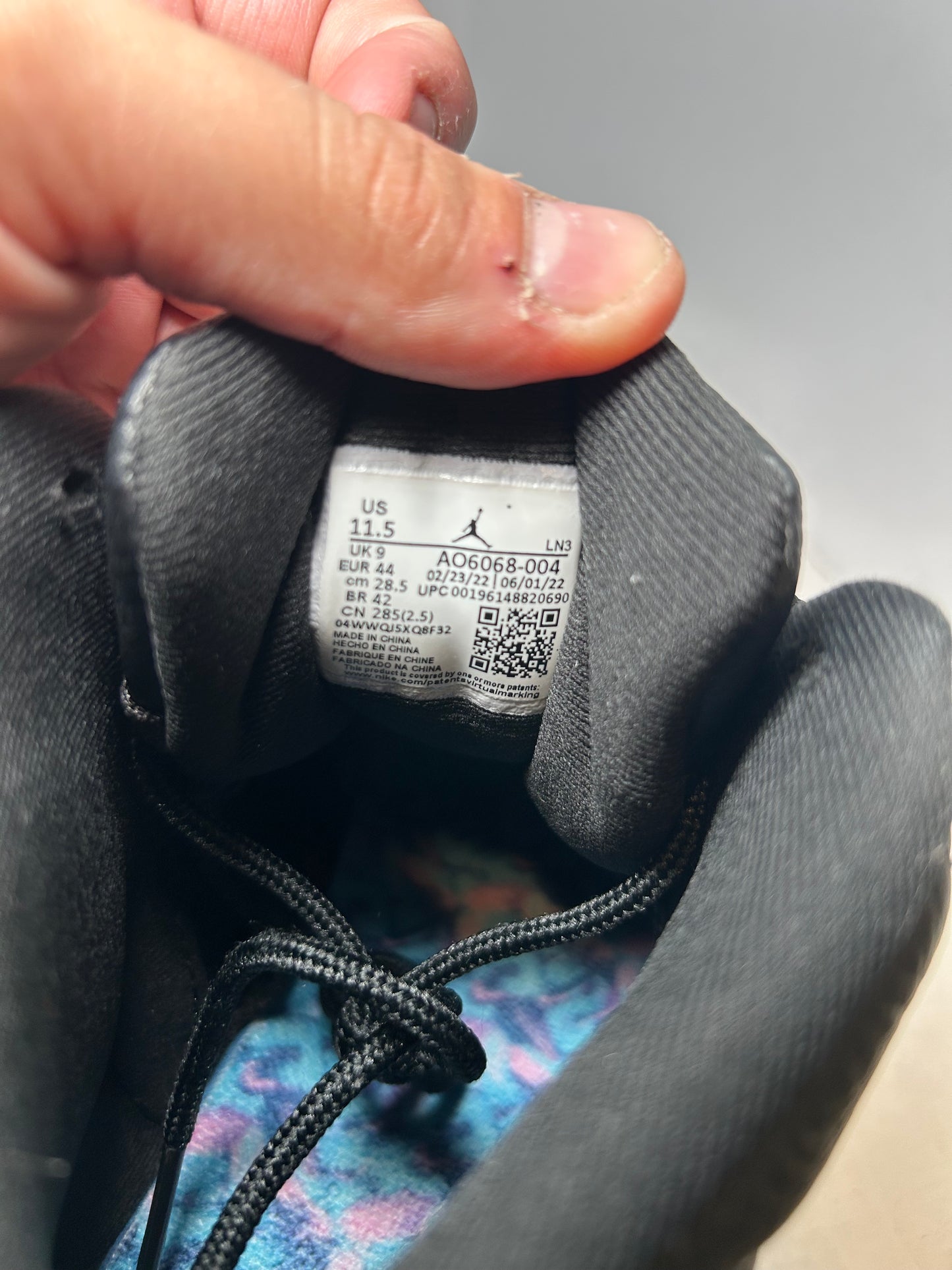 Air Jordan 12 Retro Hyper Royal (W) (Pre-Owned)