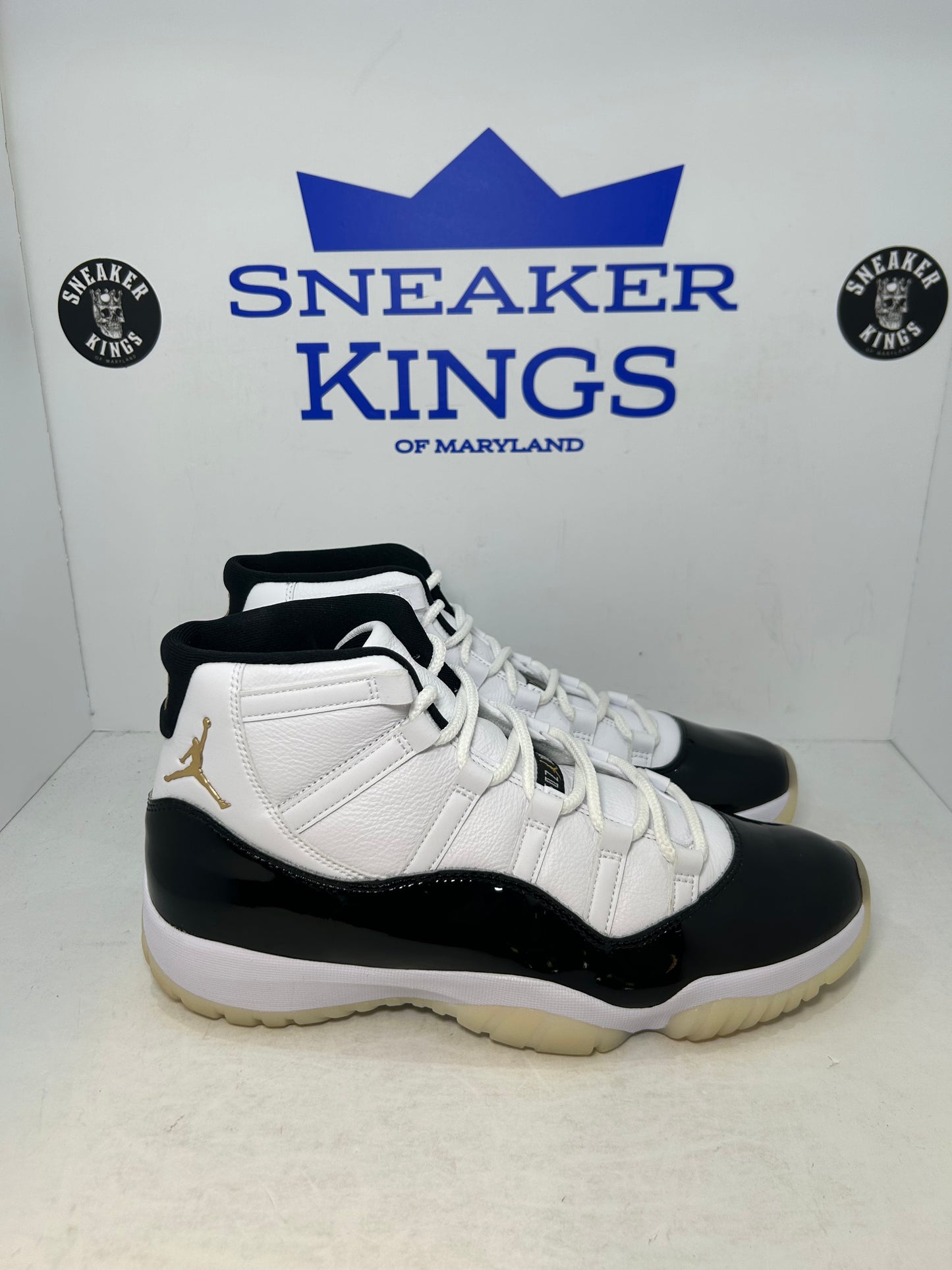 Air Jordan 11 Retro Gratitude Defining Moments DMP (Pre-Owned)