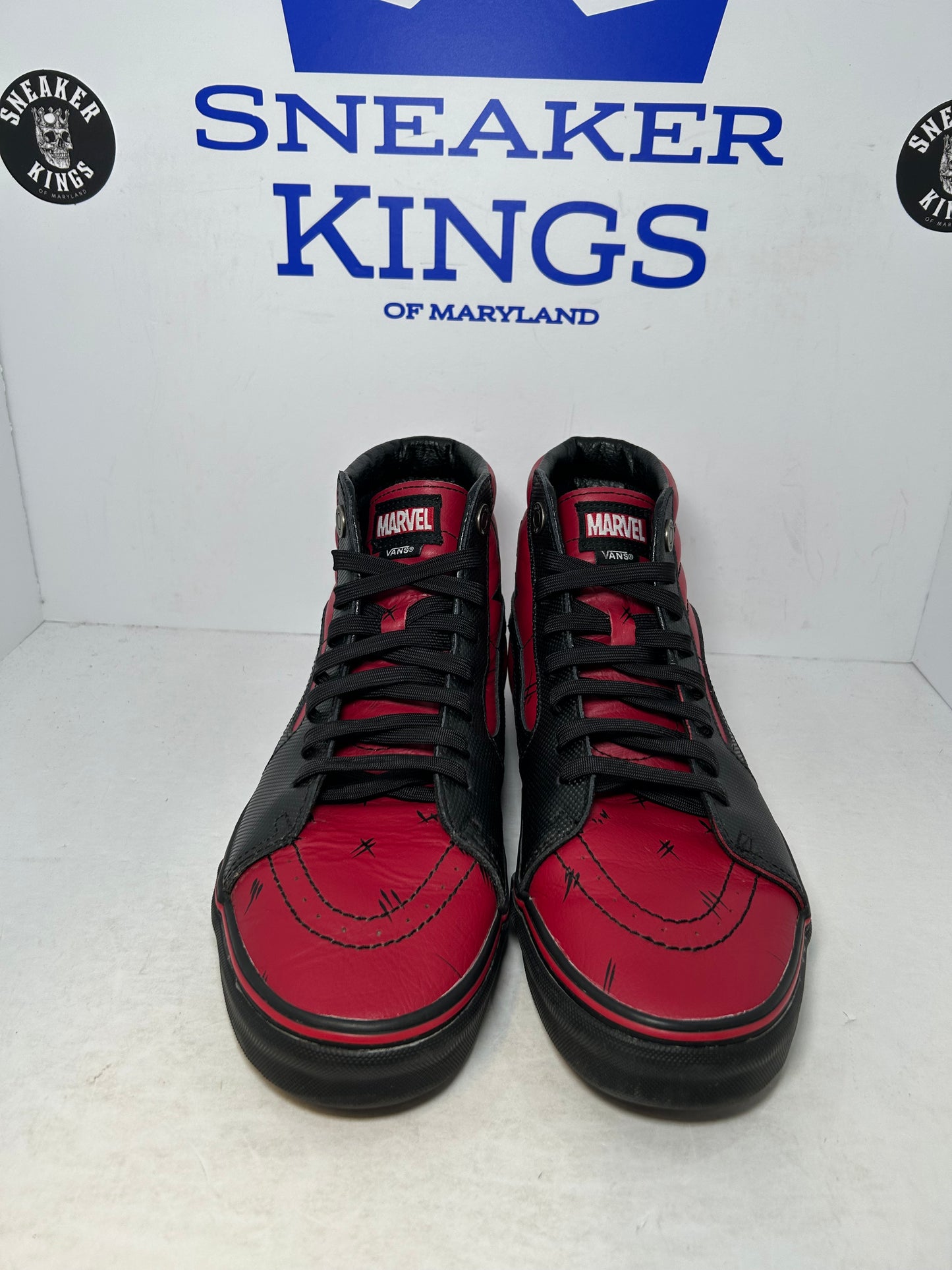 VANS SK8- High Marvel Deadpool Black Red (Pre-Owned)