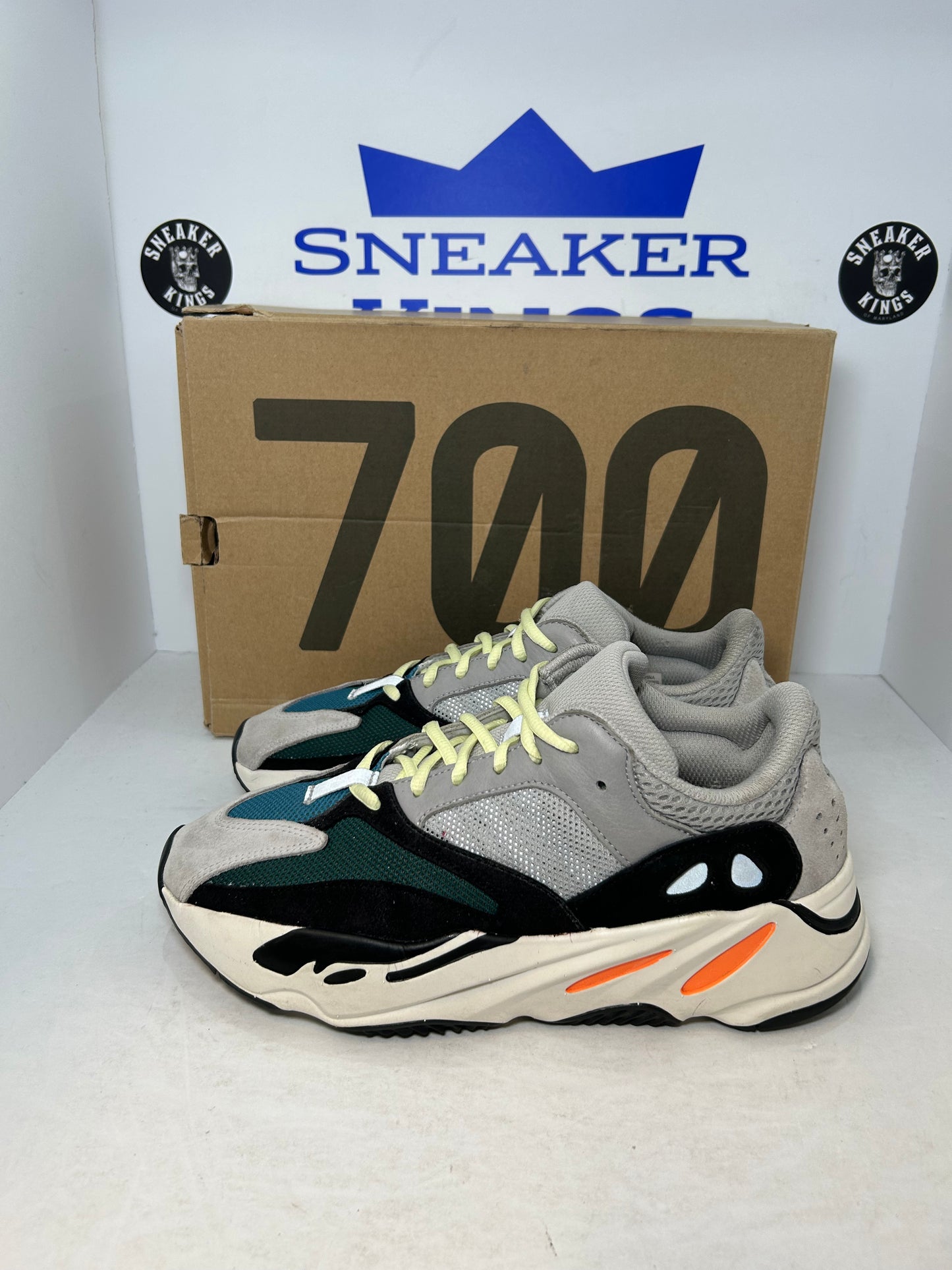 Adidas Yeezy Boost 700 Wave Runner (Pre-Owned)