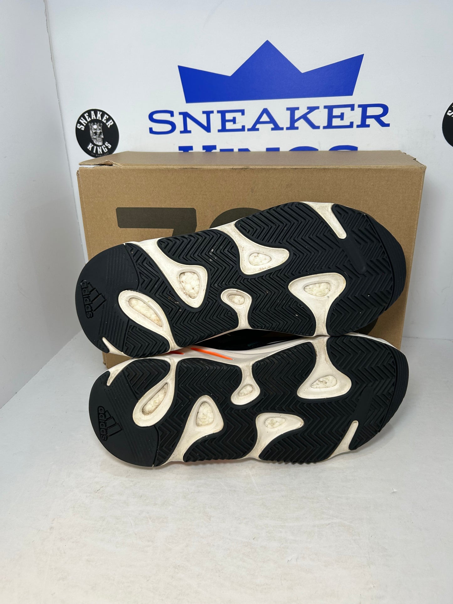 Adidas Yeezy Boost 700 Wave Runner (Pre-Owned)