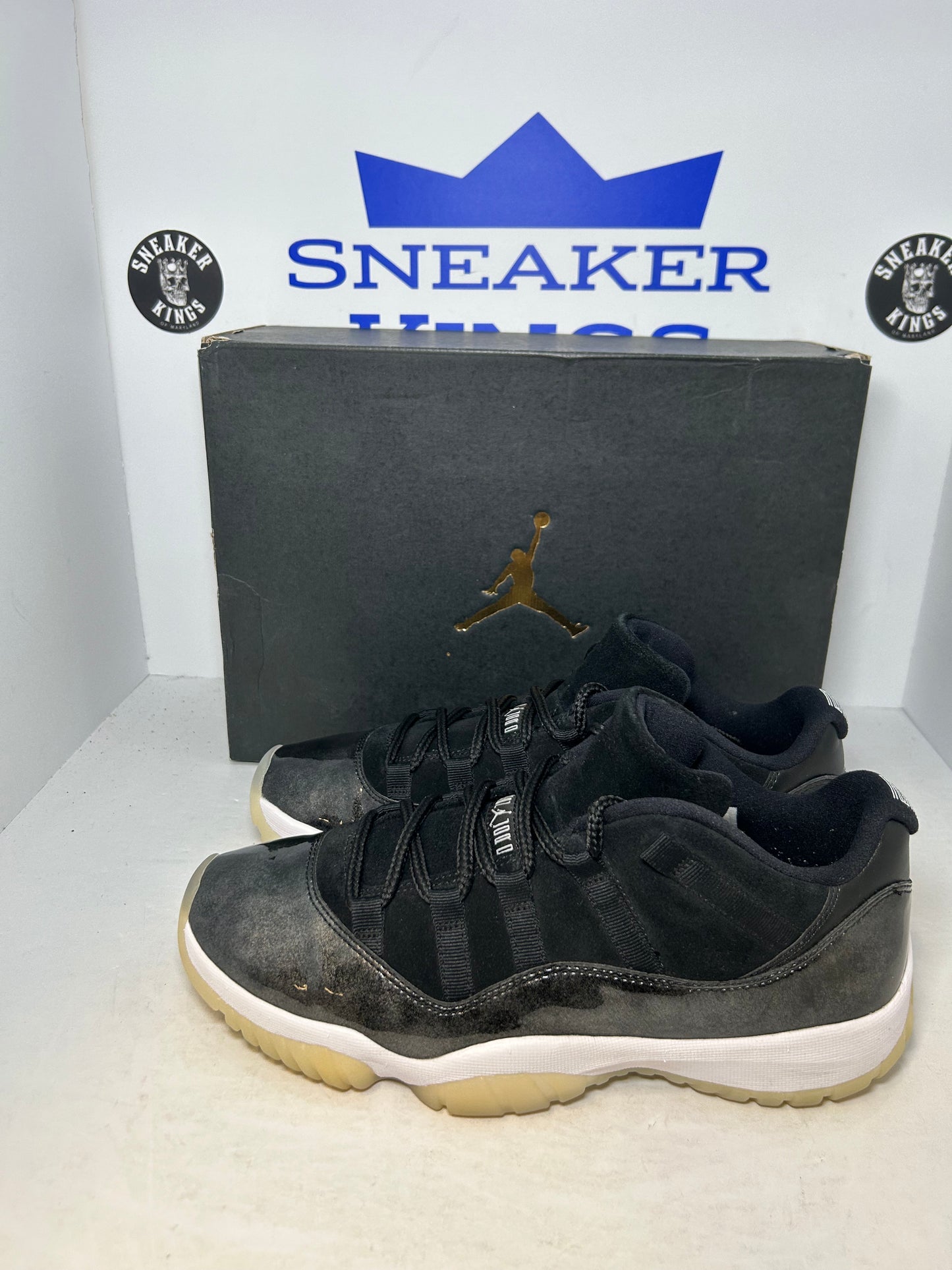 Air Jordan 11 Retro Low Barons (Pre-Owned)