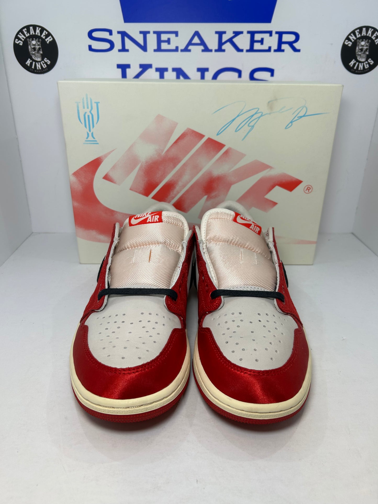 Air Jordan 1 Low OG SP Trophy Room Away (Pre-Owned)