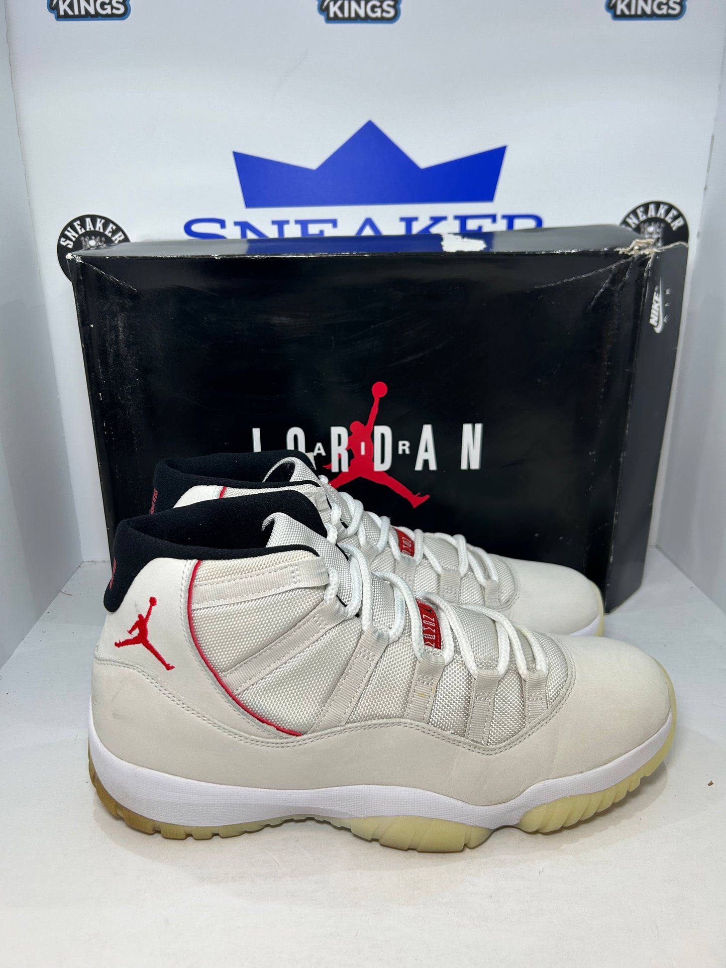 Air Jordan 11 Retro Platinum Tint (Pre-Owned)