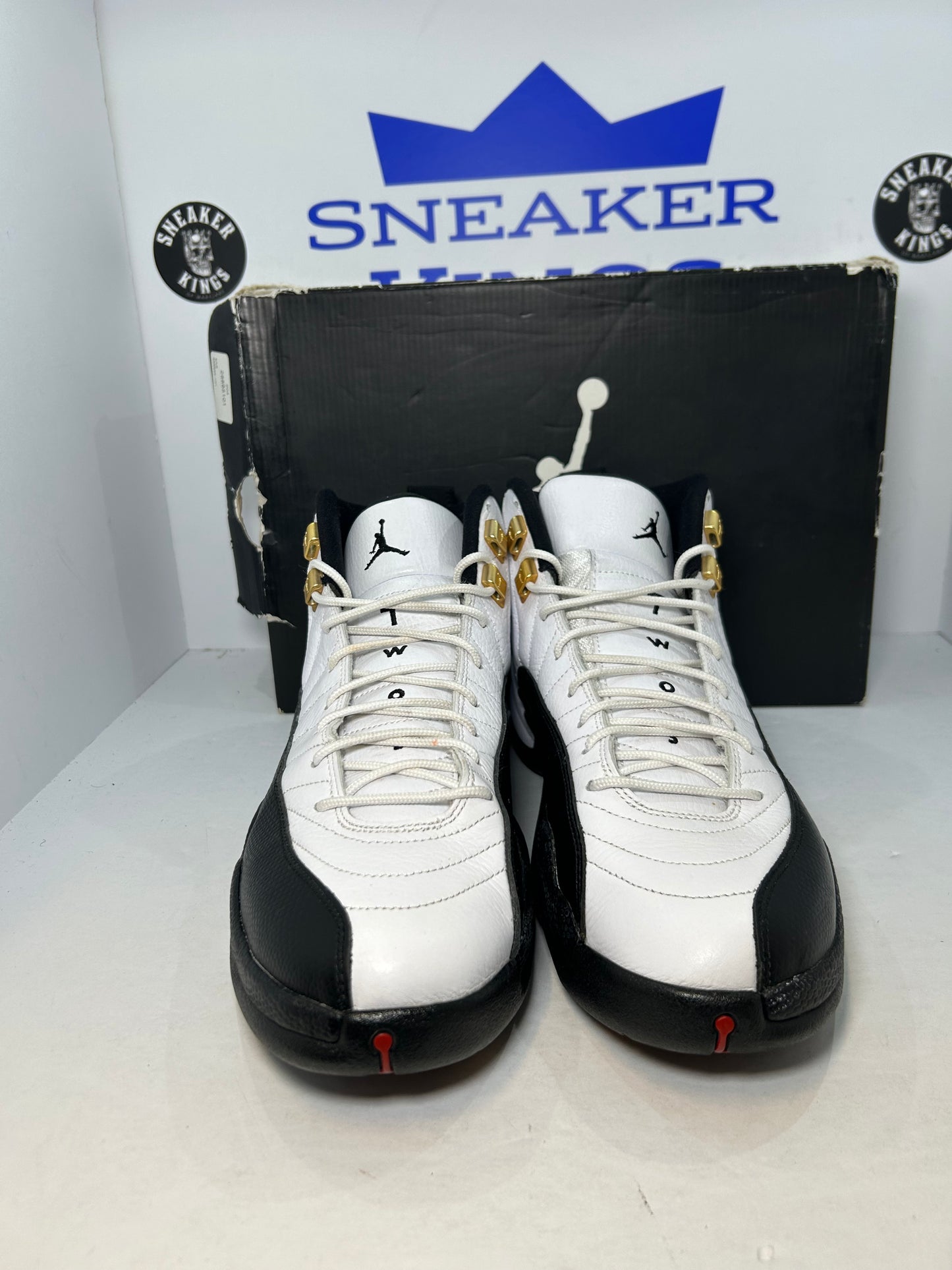 Air Jordan 12 Retro Taxi 2013 (Pre-Owned)