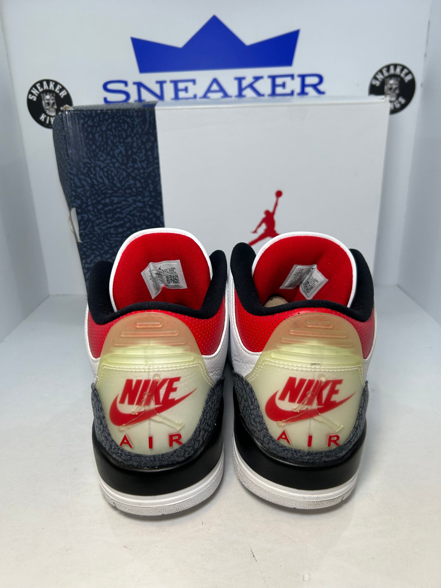 Air Jordan 3 Retro Denim SE Fire Red (Pre-Owned)
