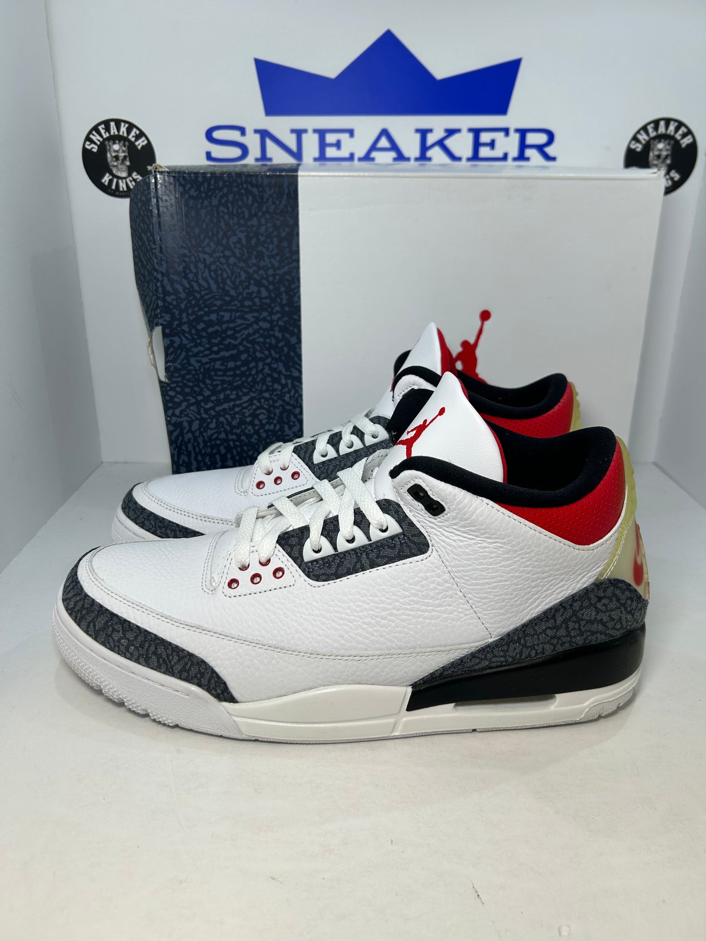Air Jordan 3 Retro Denim SE Fire Red (Pre-Owned)
