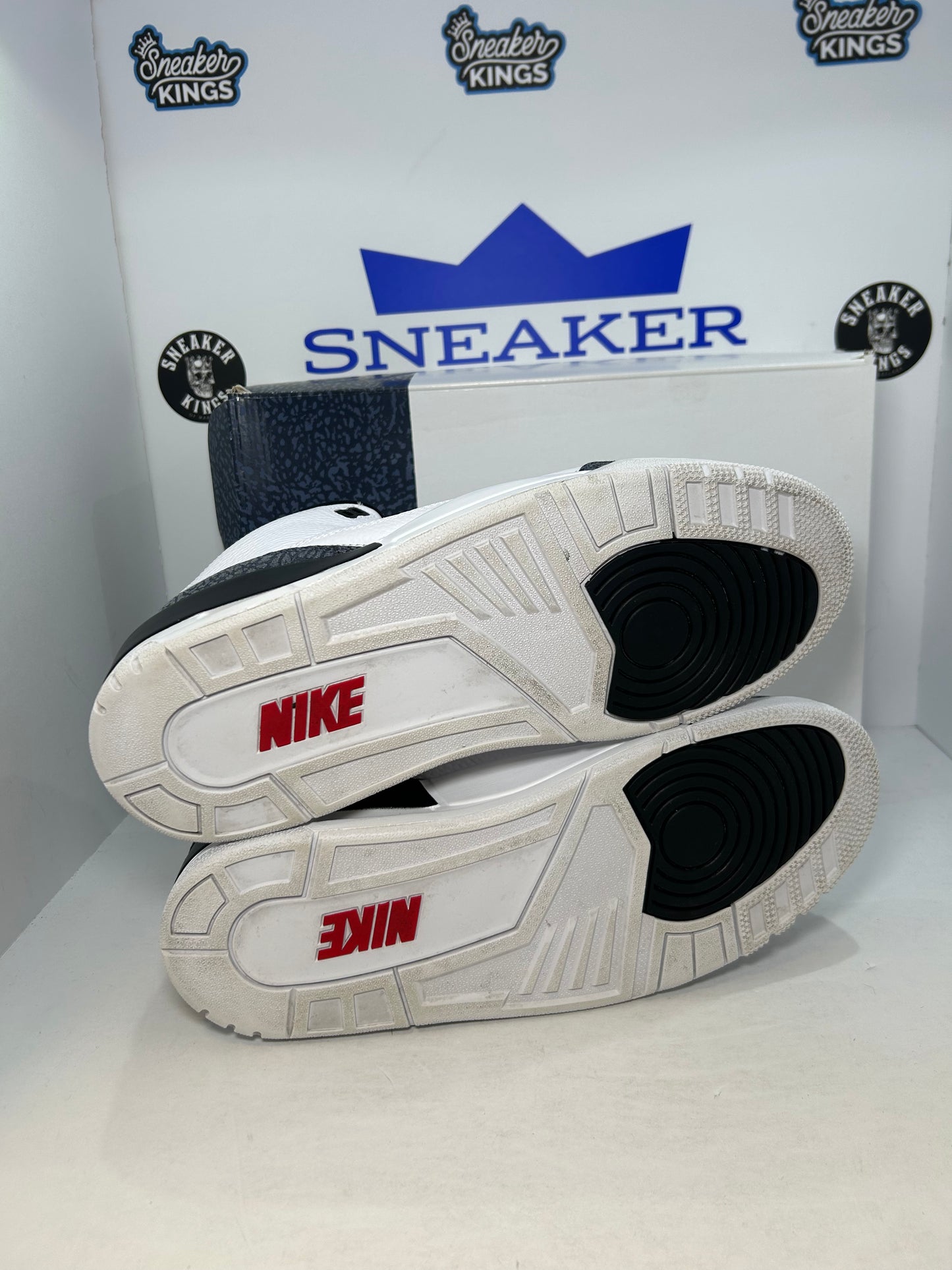 Air Jordan 3 Retro Denim SE Fire Red (Pre-Owned)