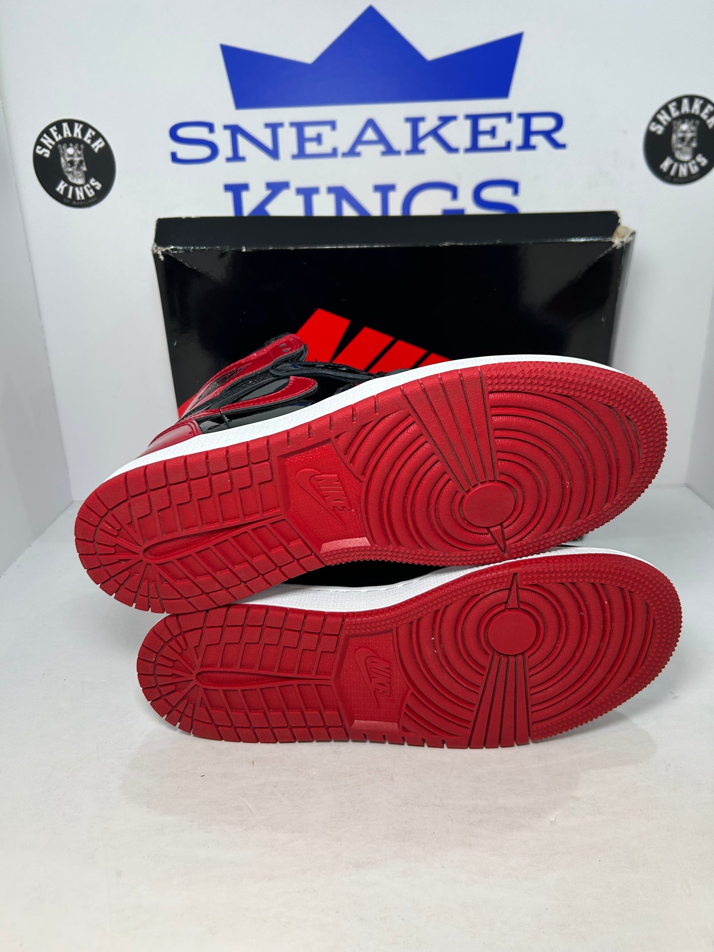 Air Jordan 1 Retro High OG GS Patent Bred (Pre-Owned)