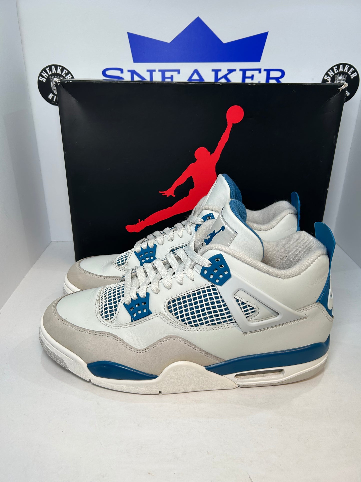 Air Jordan 4 Retro Military Blue (Pre-Owned)