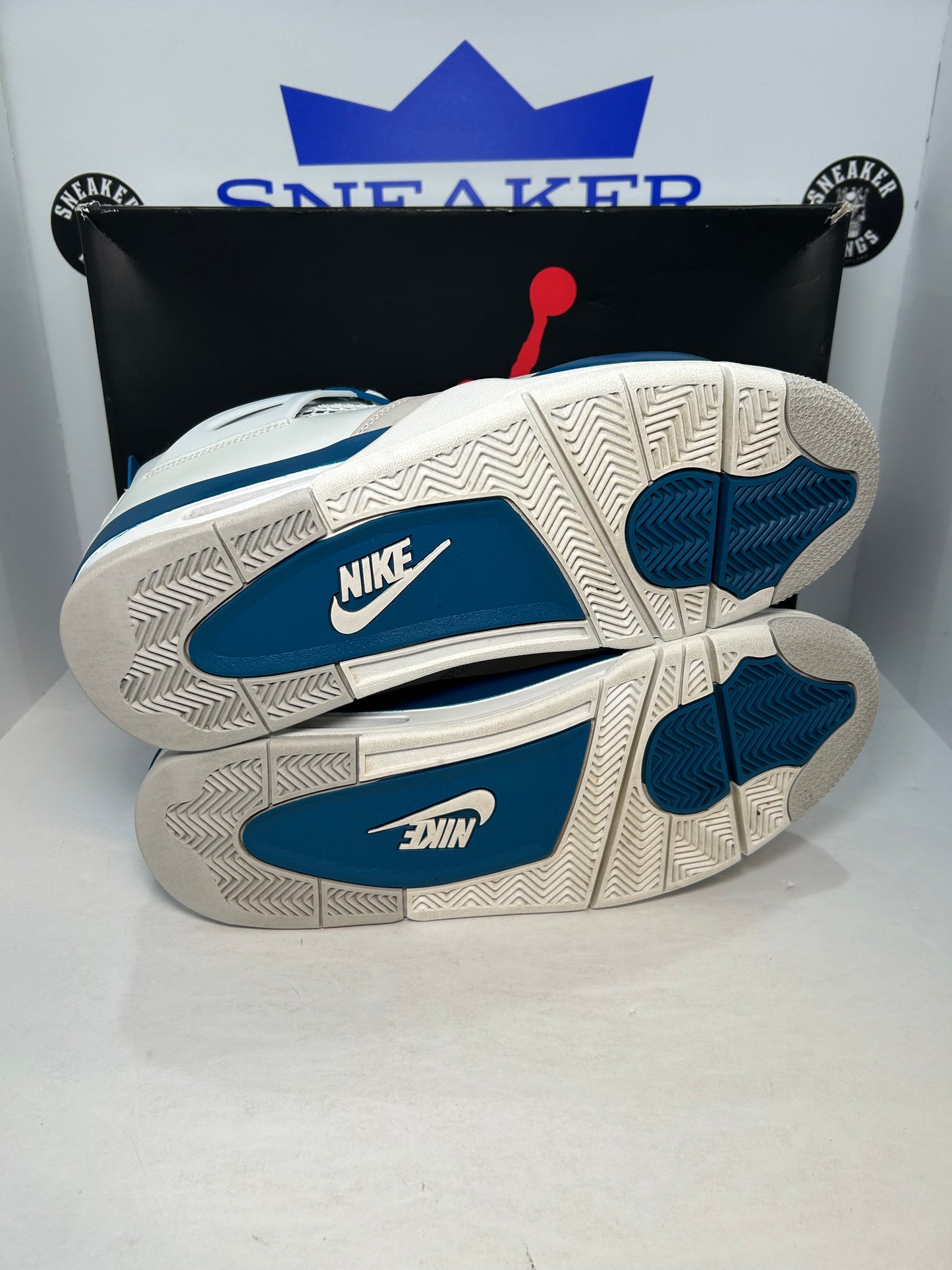 Air Jordan 4 Retro Military Blue (Pre-Owned)