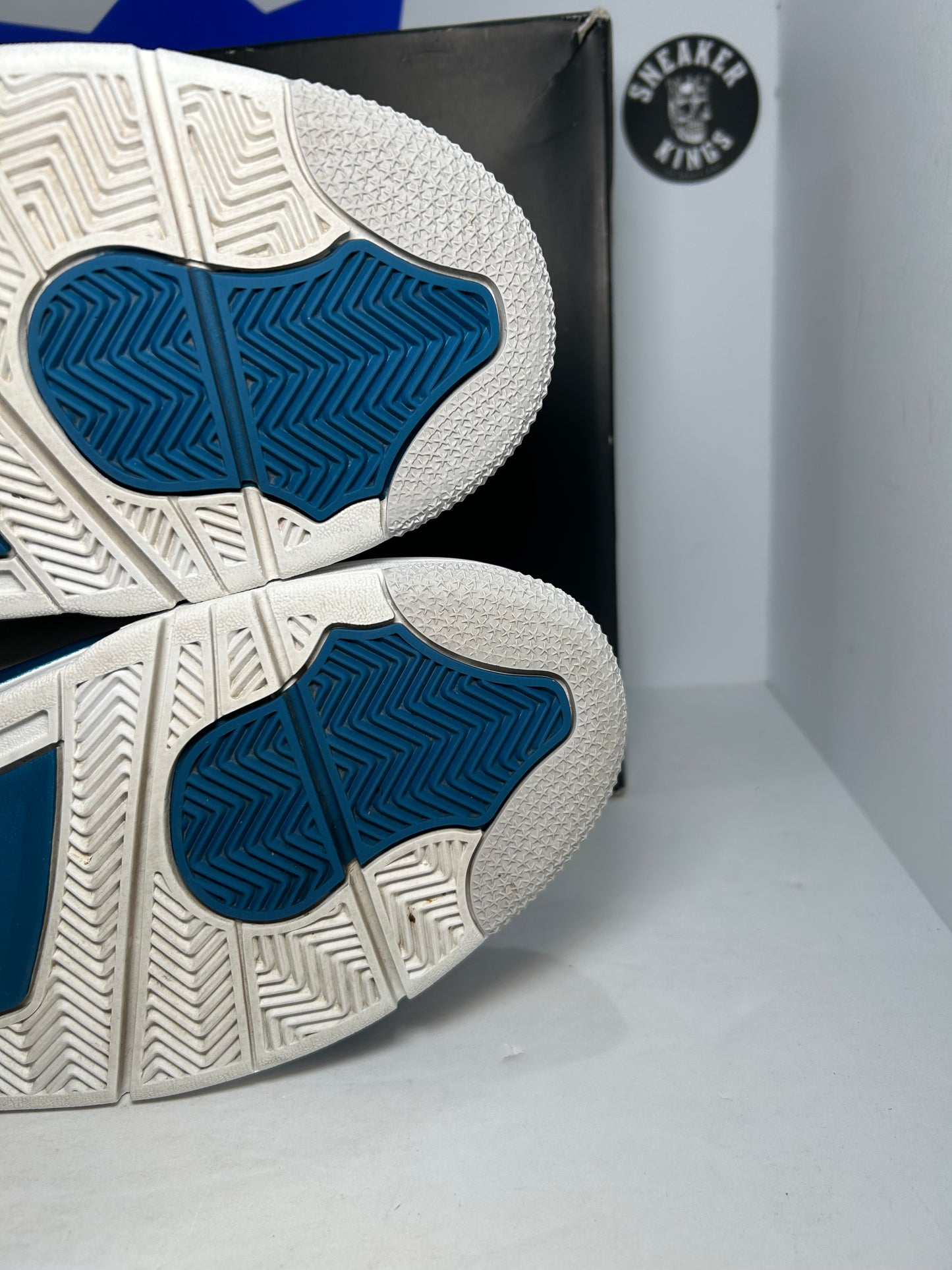 Air Jordan 4 Retro Military Blue (Pre-Owned)