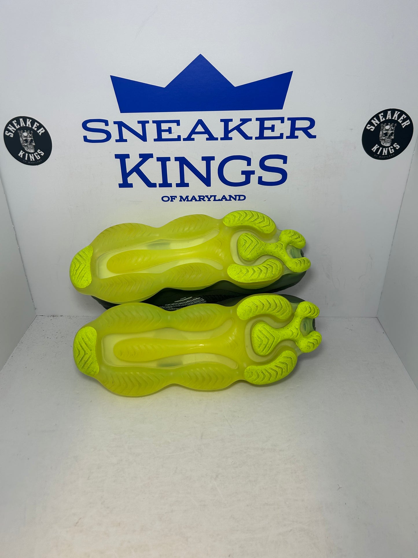 Nike Air Max Scorpion Flyknit Cargo Khaki Volt (Pre-Owned)