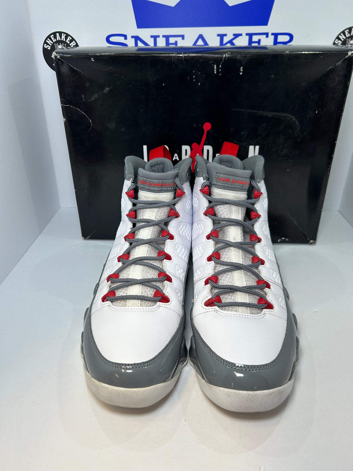 Air Jordan 9 Retro Fire Red (Pre-Owned)