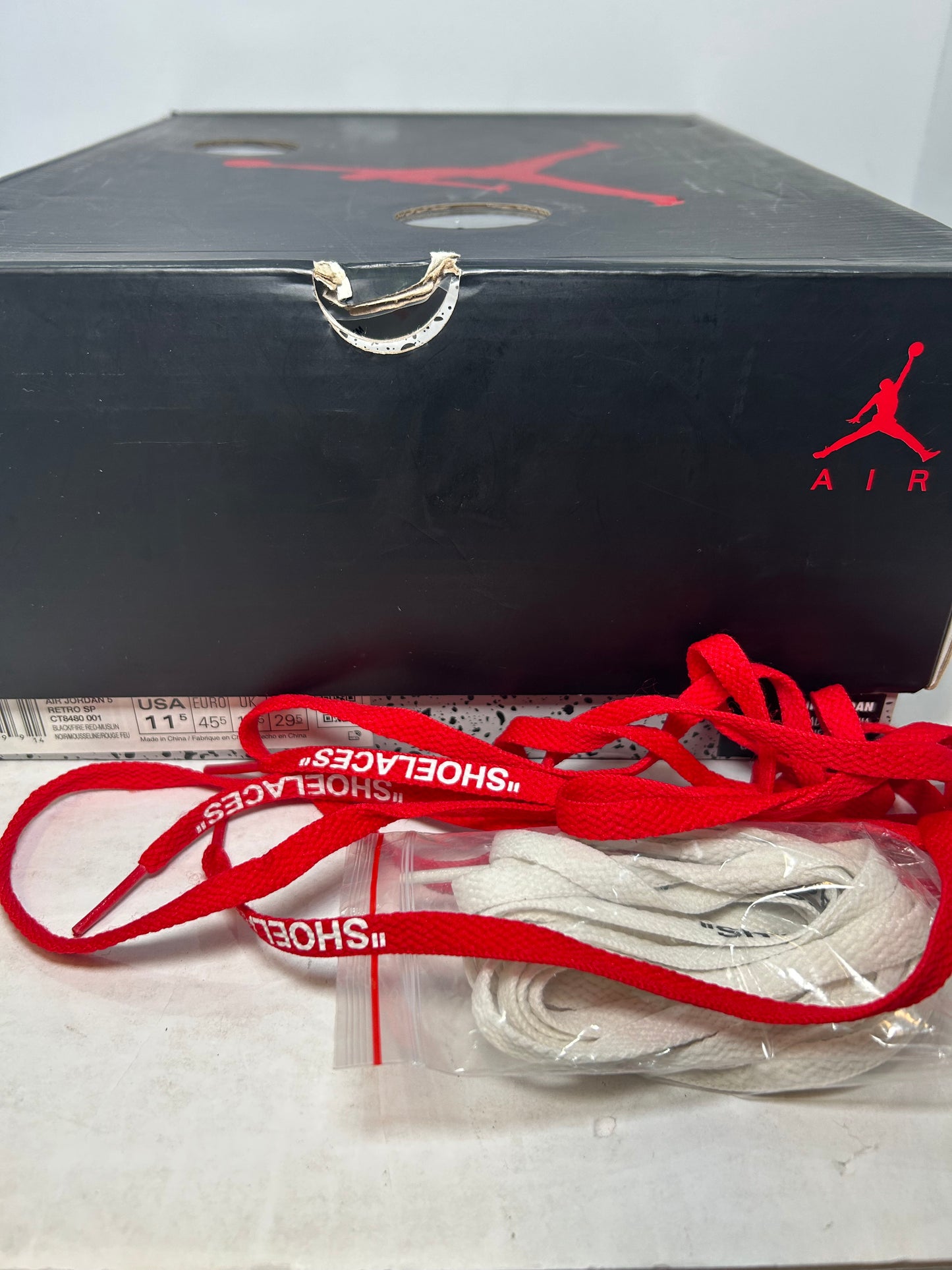 Air Jordan 5 Retro SP x Off-White Muslin (Pre-Owned)