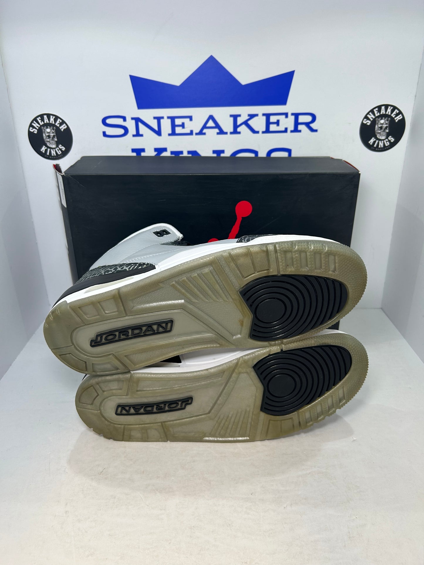 Air Jordan 3 Retro Wolf Grey (Pre-Owned)