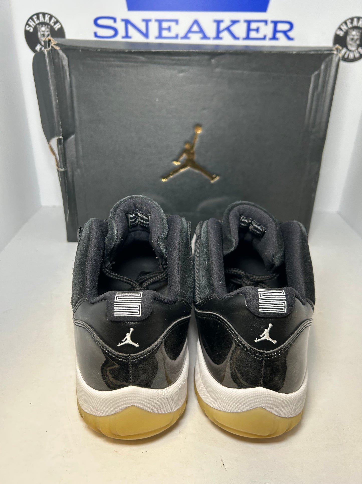 Air Jordan 11 Retro Low Barons (Pre-Owned)