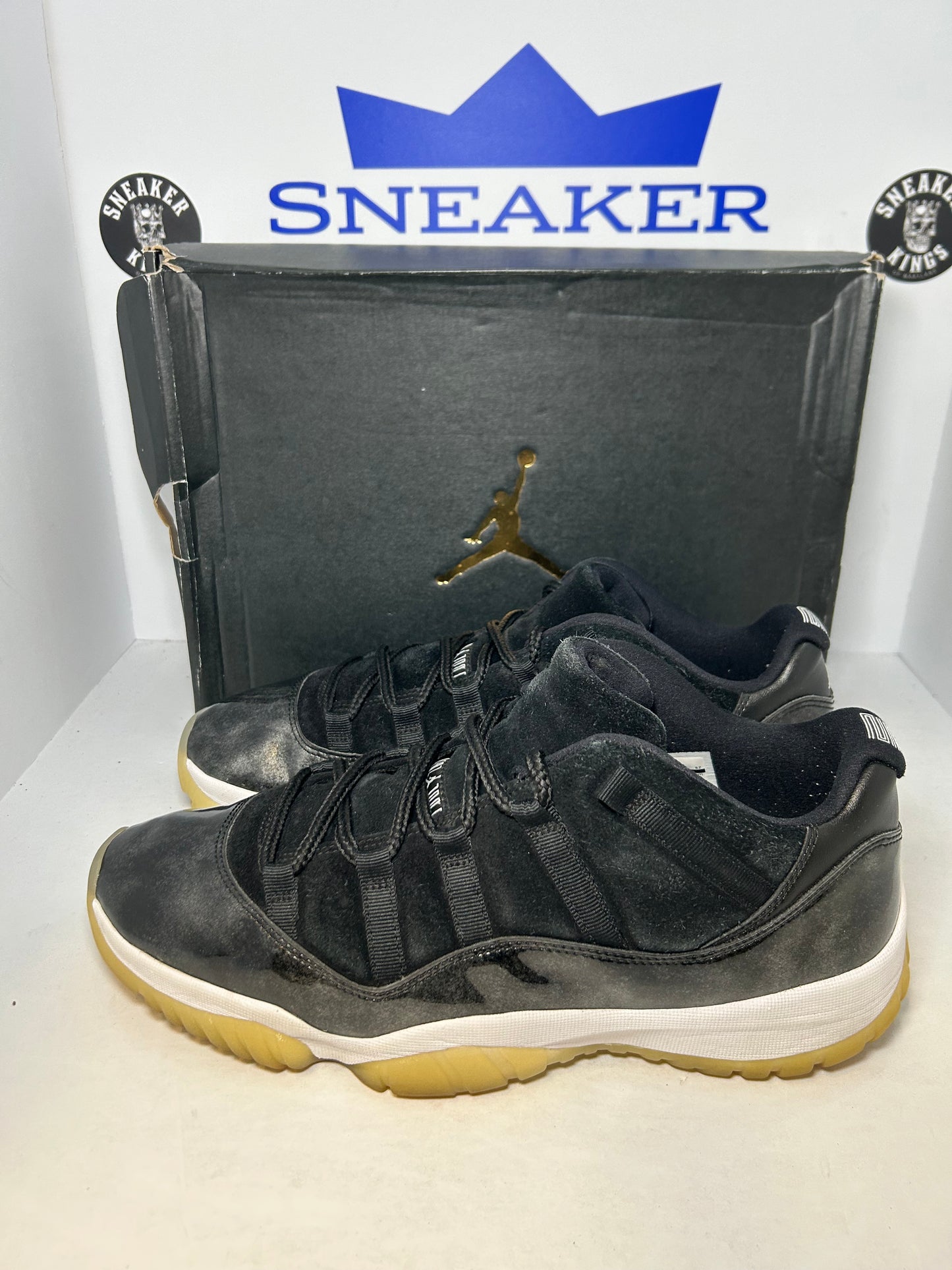 Air Jordan 11 Retro Low Barons (Pre-Owned)