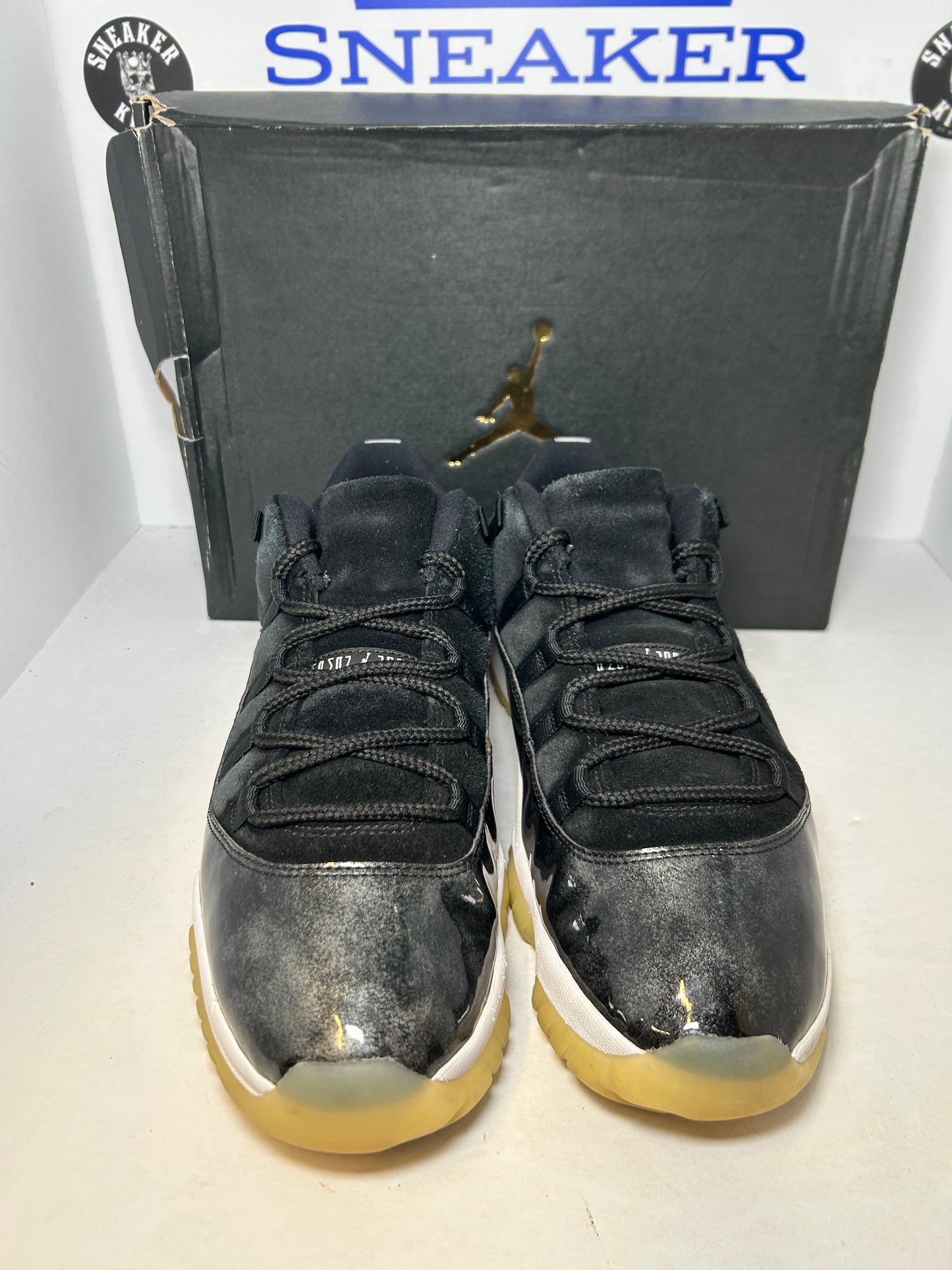 Air Jordan 11 Retro Low Barons (Pre-Owned)