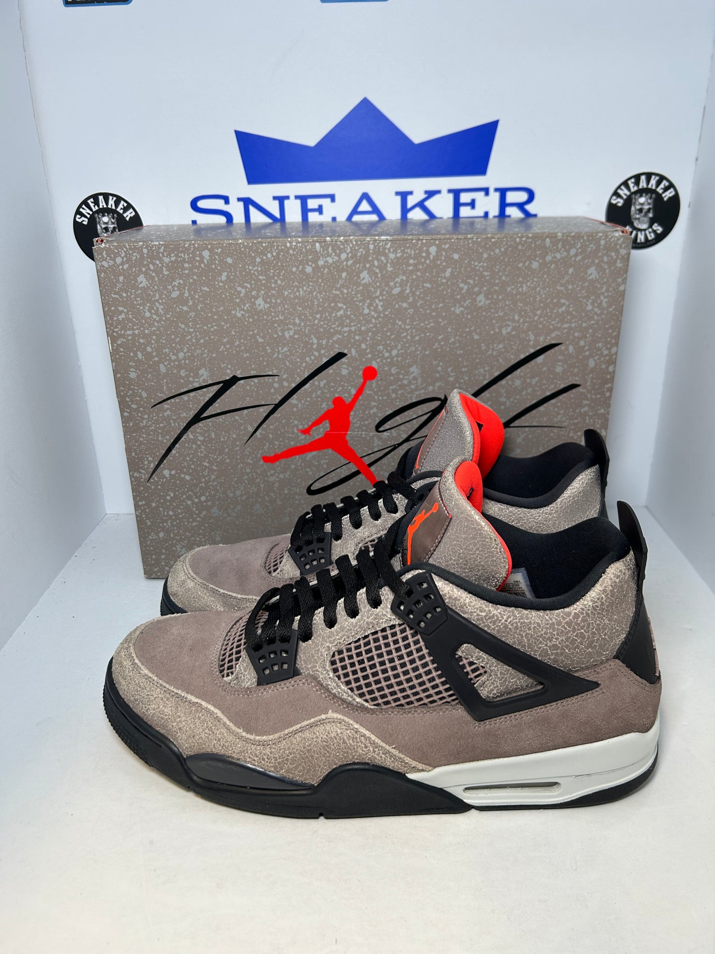 Air Jordan 4 Retro Taupe Haze (Pre-Owned)