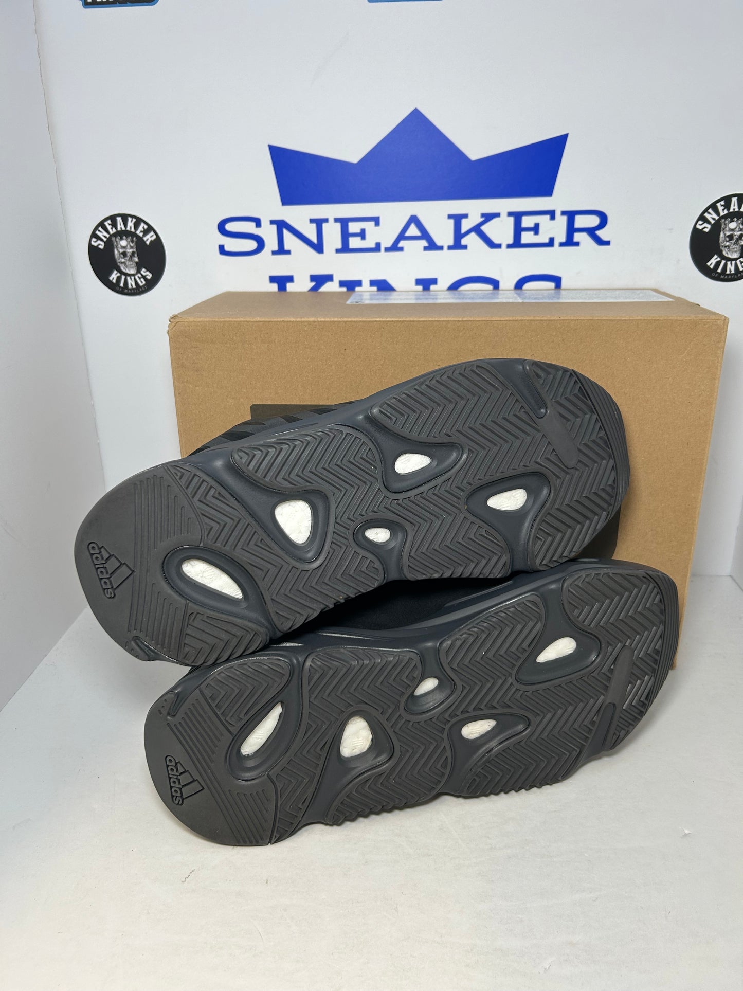 Adidas Yeezy Boost 700 MNVN Triple Black (Pre-Owned)