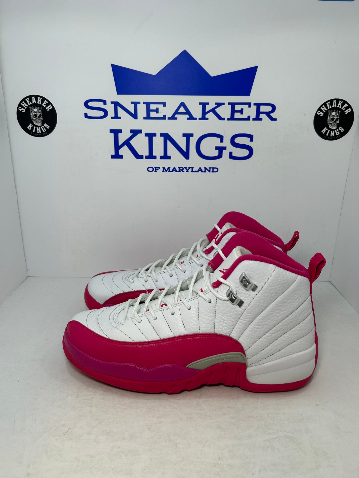 Air Jordan 12 Retro Vivid Pink (Pre-Owned)