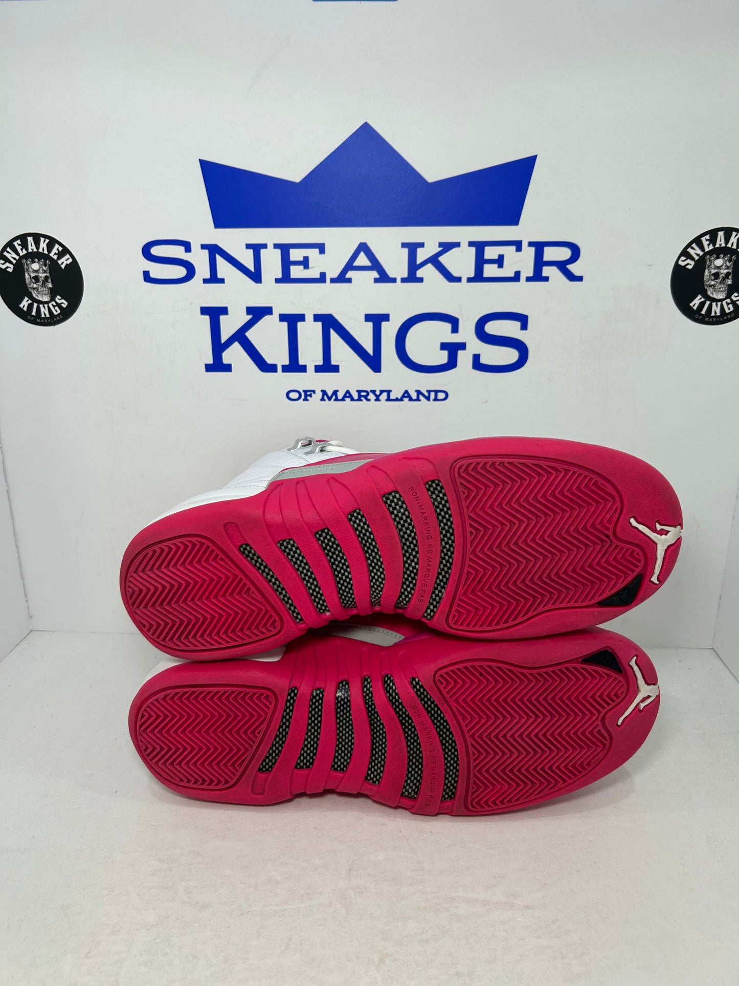 Air Jordan 12 Retro Vivid Pink (Pre-Owned)