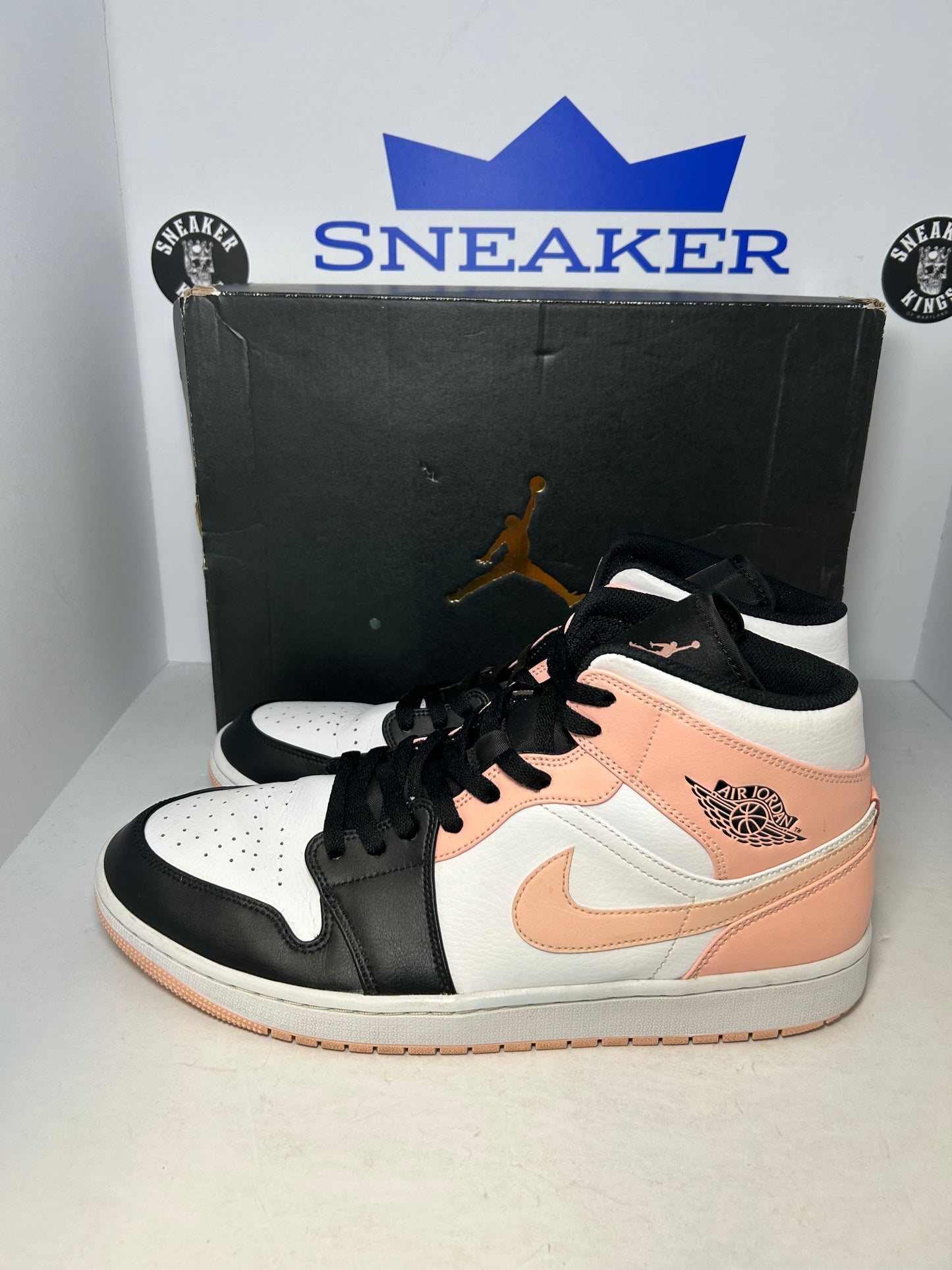 Air Jordan 1 Mid Crimson Tint (Pre-Owned)