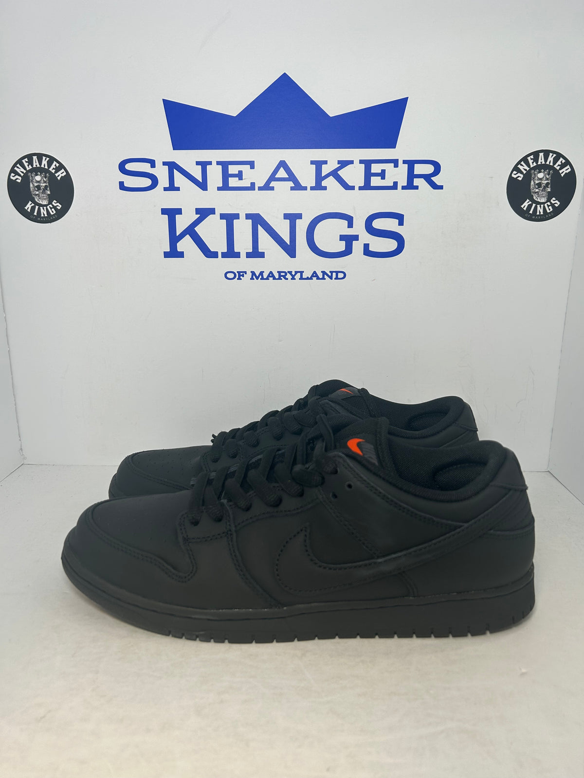 Nike SB Dunk Low Pro Triple Black (Pre-Owned)