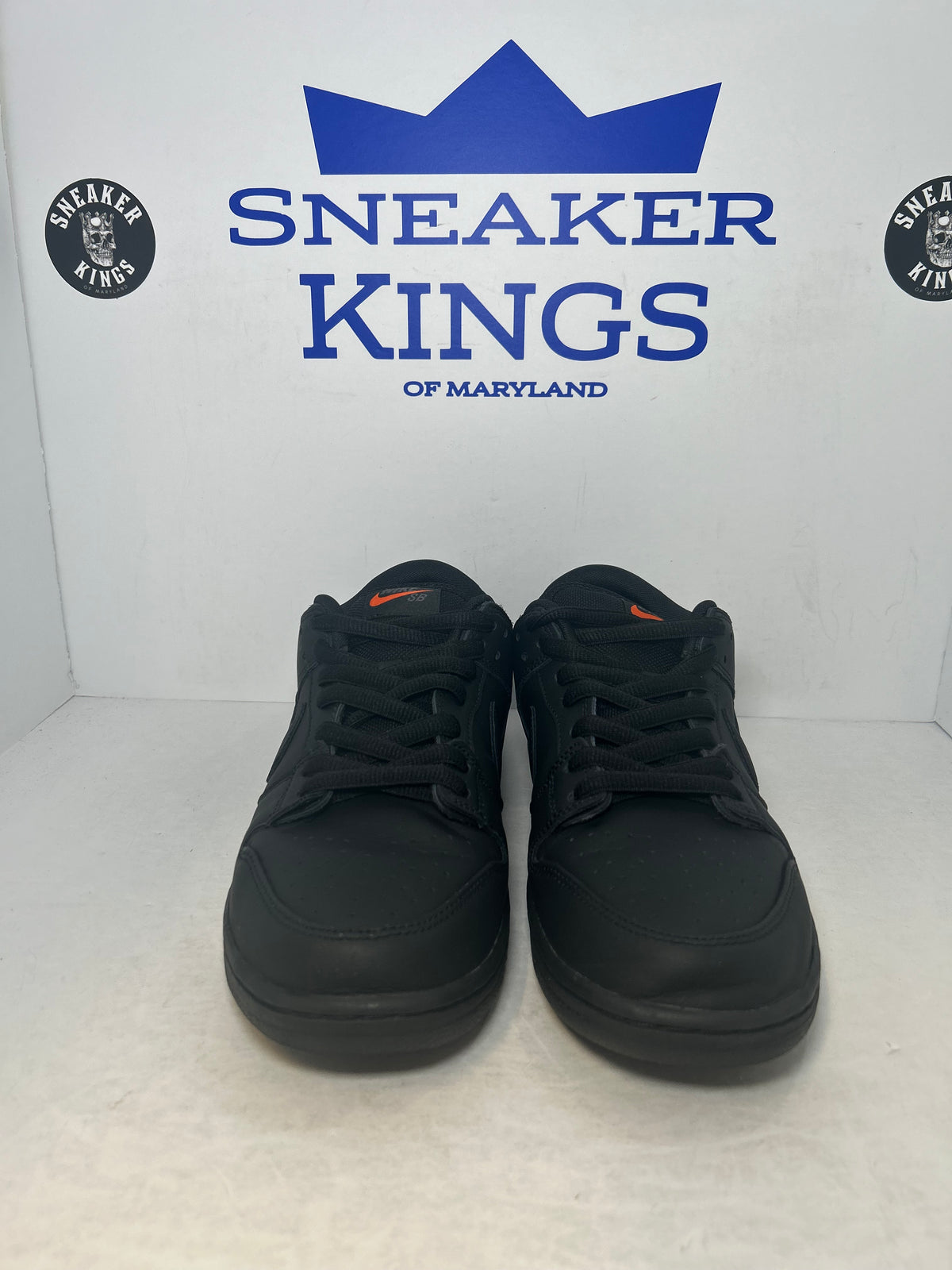 Nike SB Dunk Low Pro Triple Black (Pre-Owned)