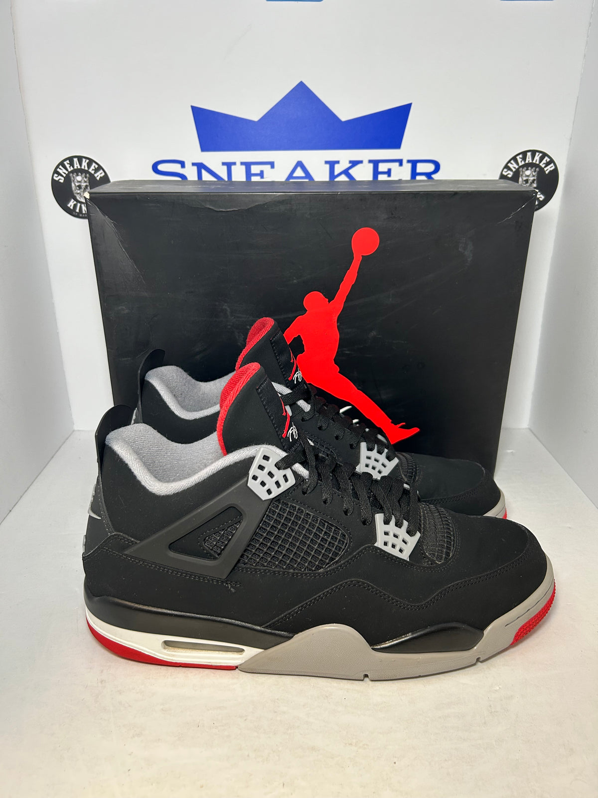 Air Jordan 4 Retro OG Bred 2019 (Pre-Owned)