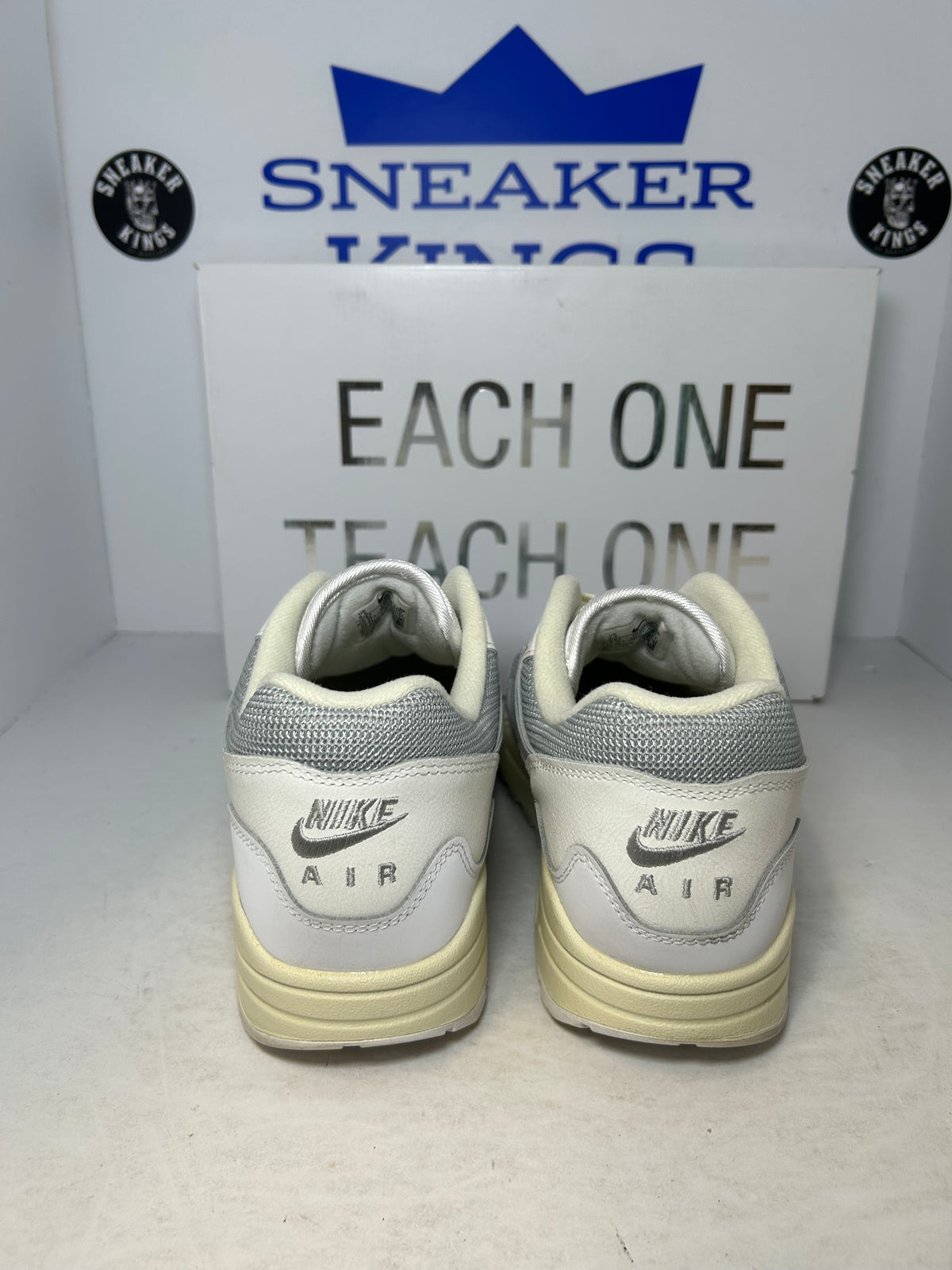 Nike Air Max 1 Patta Waves White (Pre-Owned)