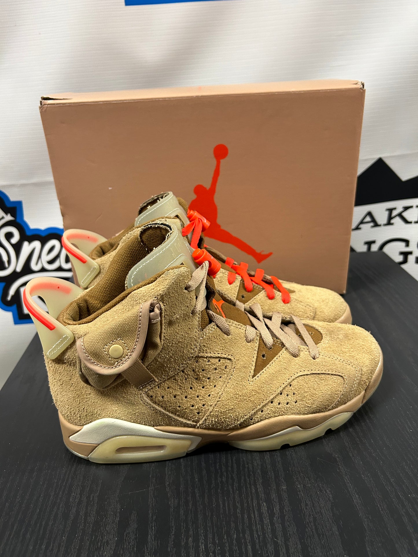 Air Jordan 6 Retro x Travis Scott British Khaki (Pre-Owned)