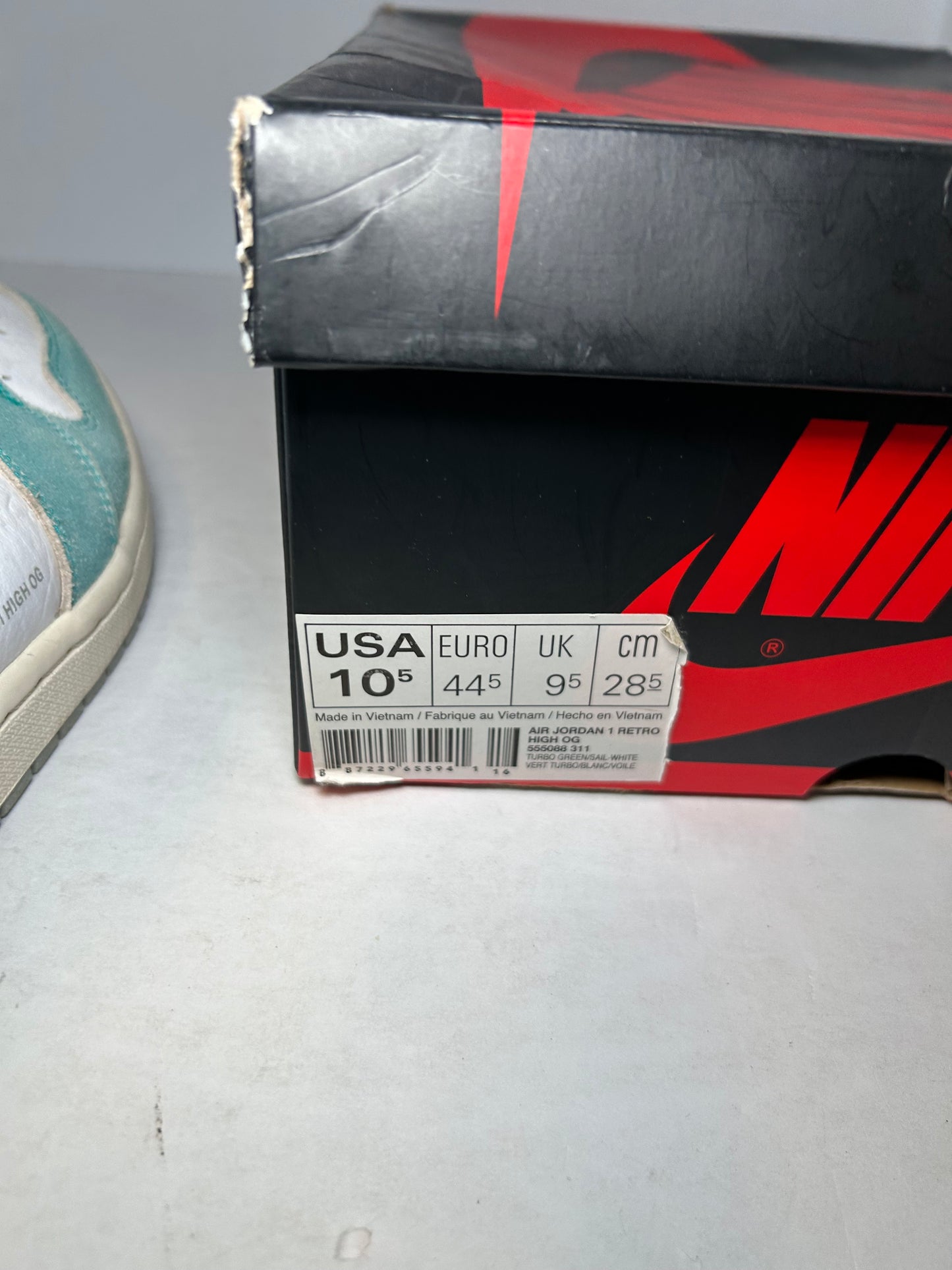 Air Jordan 1 Retro High OG Turbo Green (Pre-Owned)