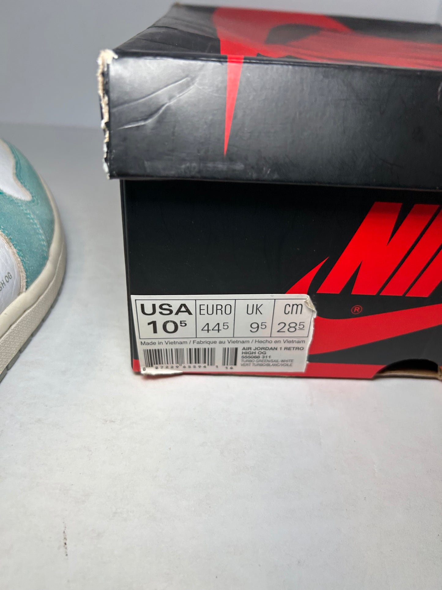 Air Jordan 1 Retro High OG Turbo Green (Pre-Owned)