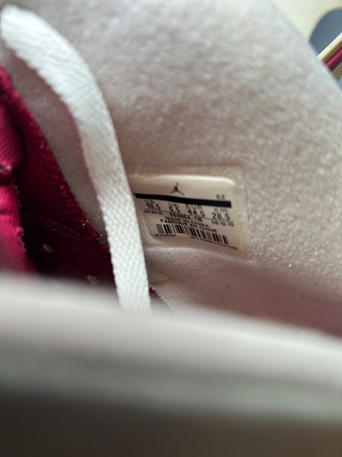 Air Jordan 6 Retro Maroon (Pre-Owned)