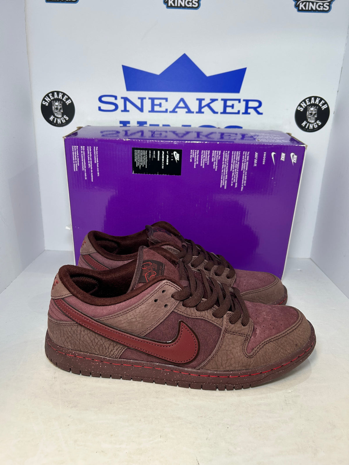 Nike SB Dunk Low City of Love Collection - Burgundy Crush (Pre-Owned)