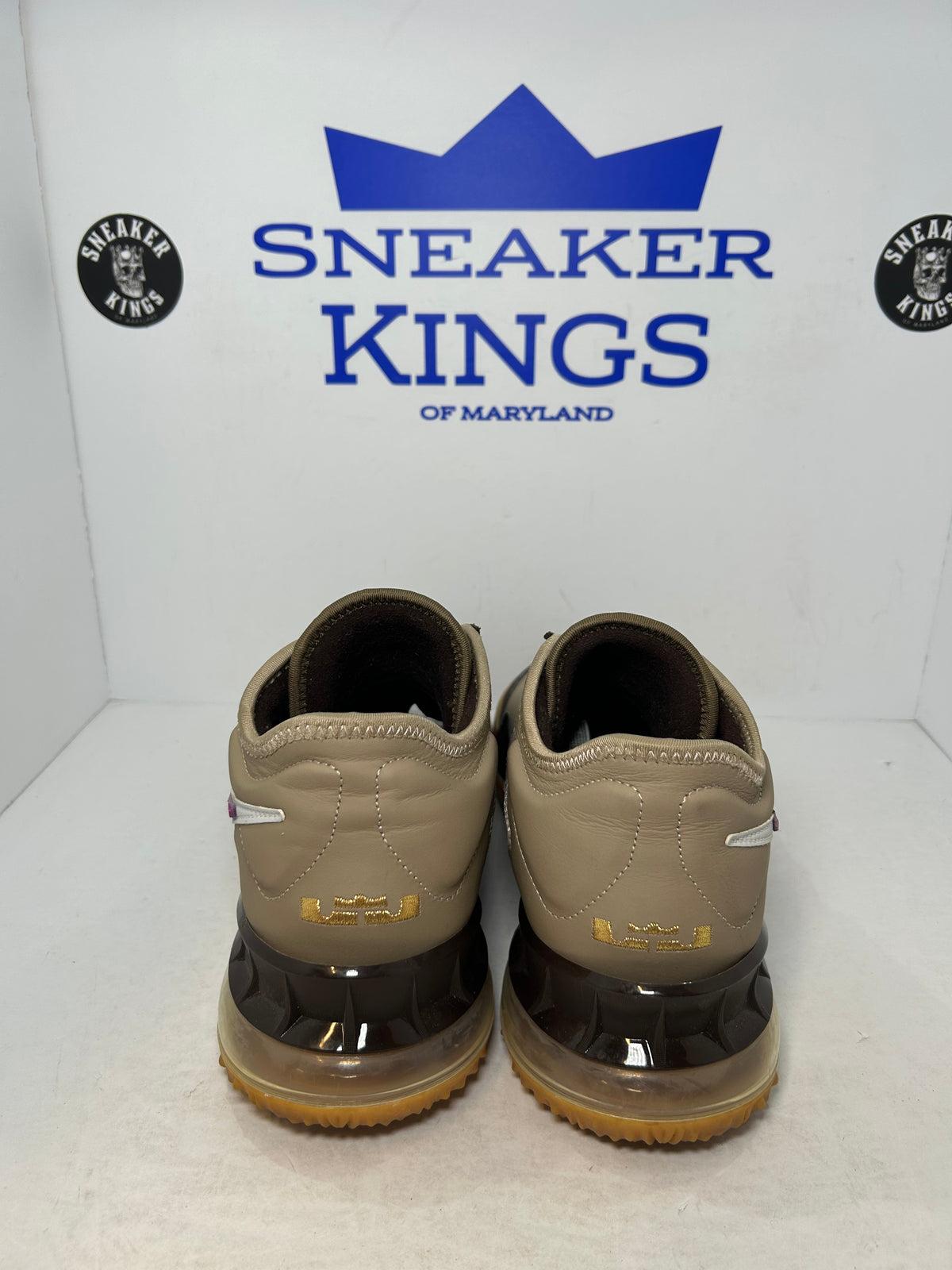 Nike LeBron 18 Low atmos Viotech (Pre-Owned)
