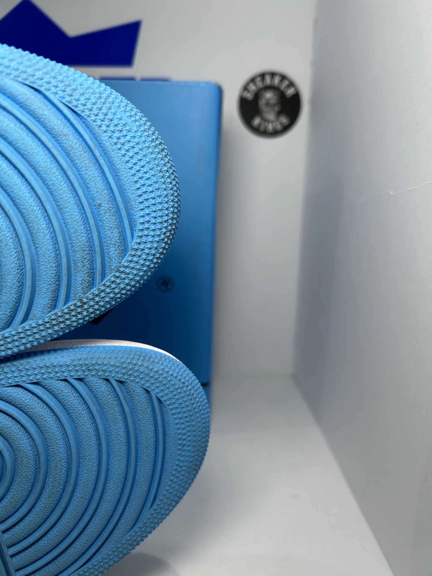 Air Jordan 1 Retro High OG UNC Toe (Pre-Owned)