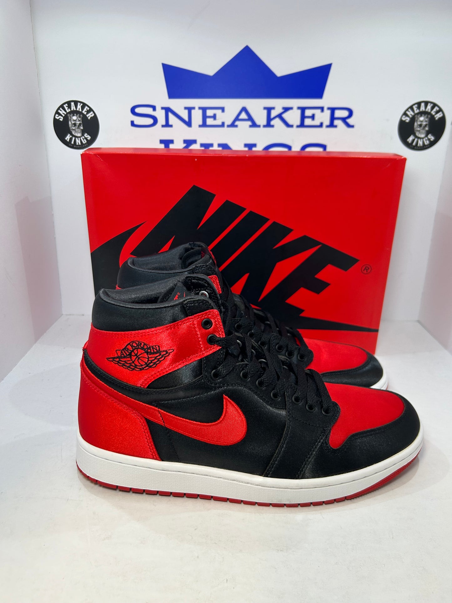 Air Jordan 1 Retro High OG Satin Bred (W) (Pre-Owned)