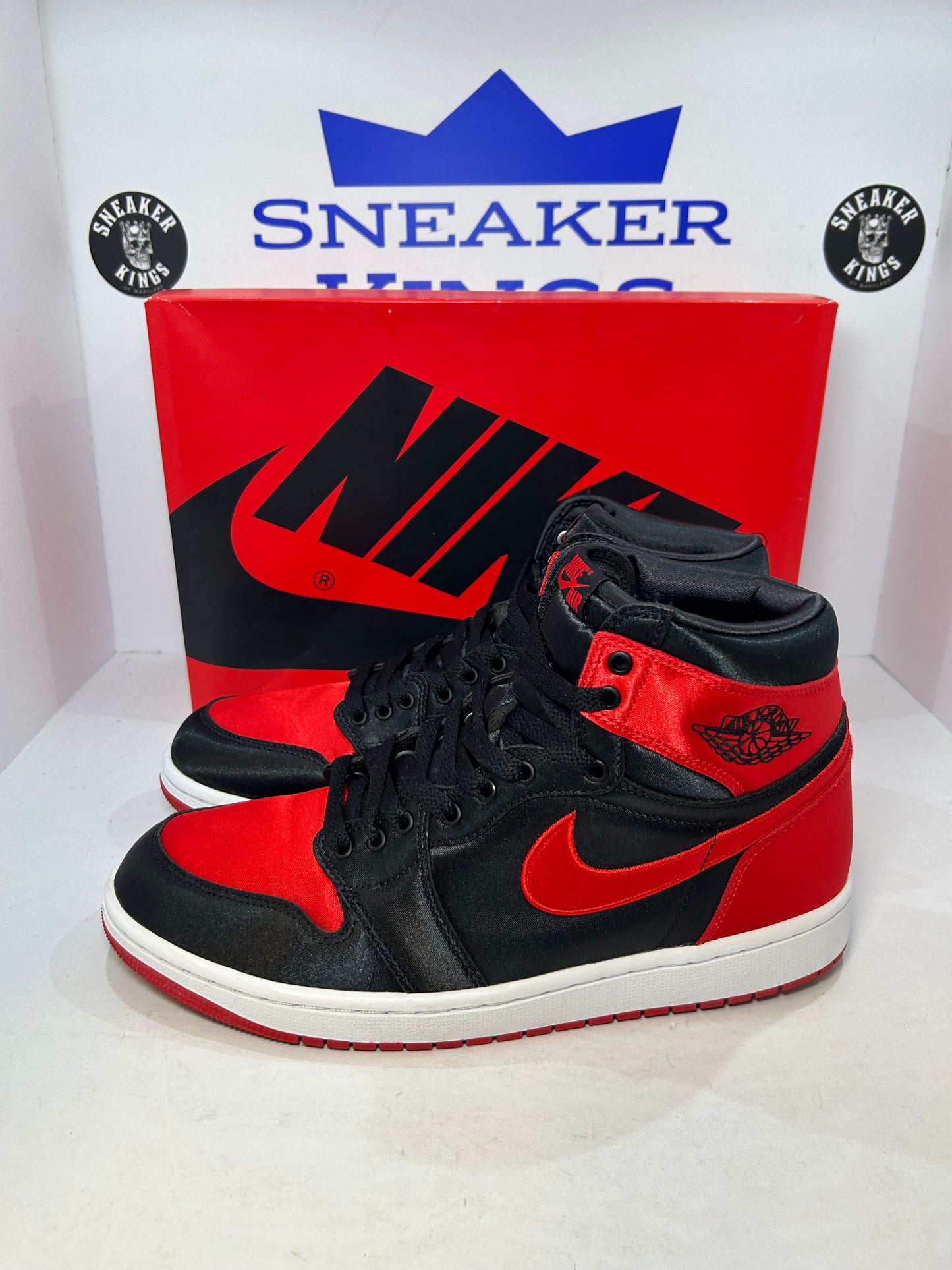 Air Jordan 1 Retro High OG Satin Bred (W) (Pre-Owned)
