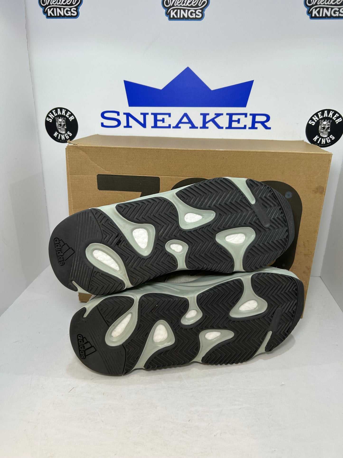 Adidas Yeezy Boost 700 Salt (Pre-Owned)