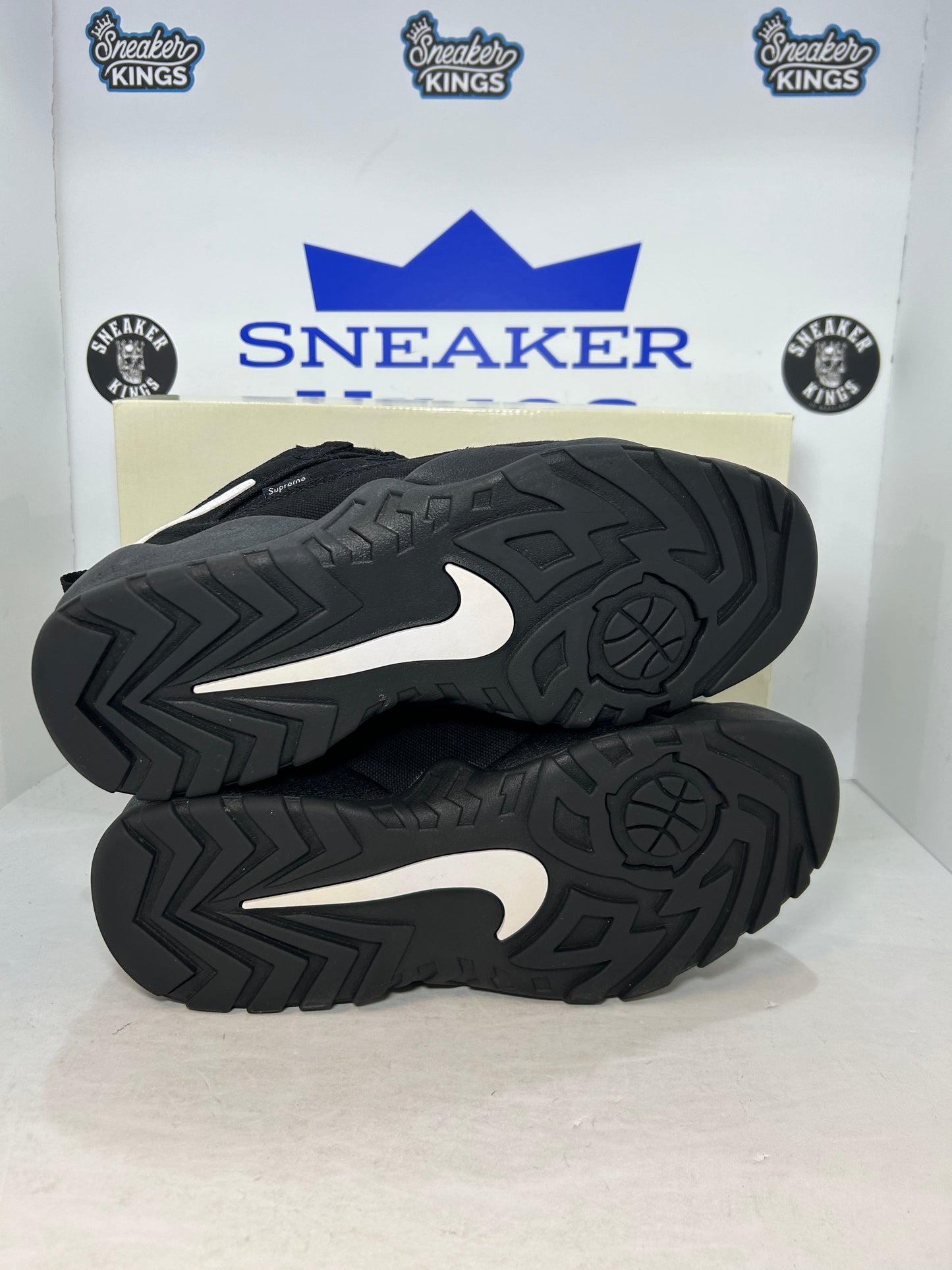 Nike SB Darwin Low Supreme Black (Pre-Owned)