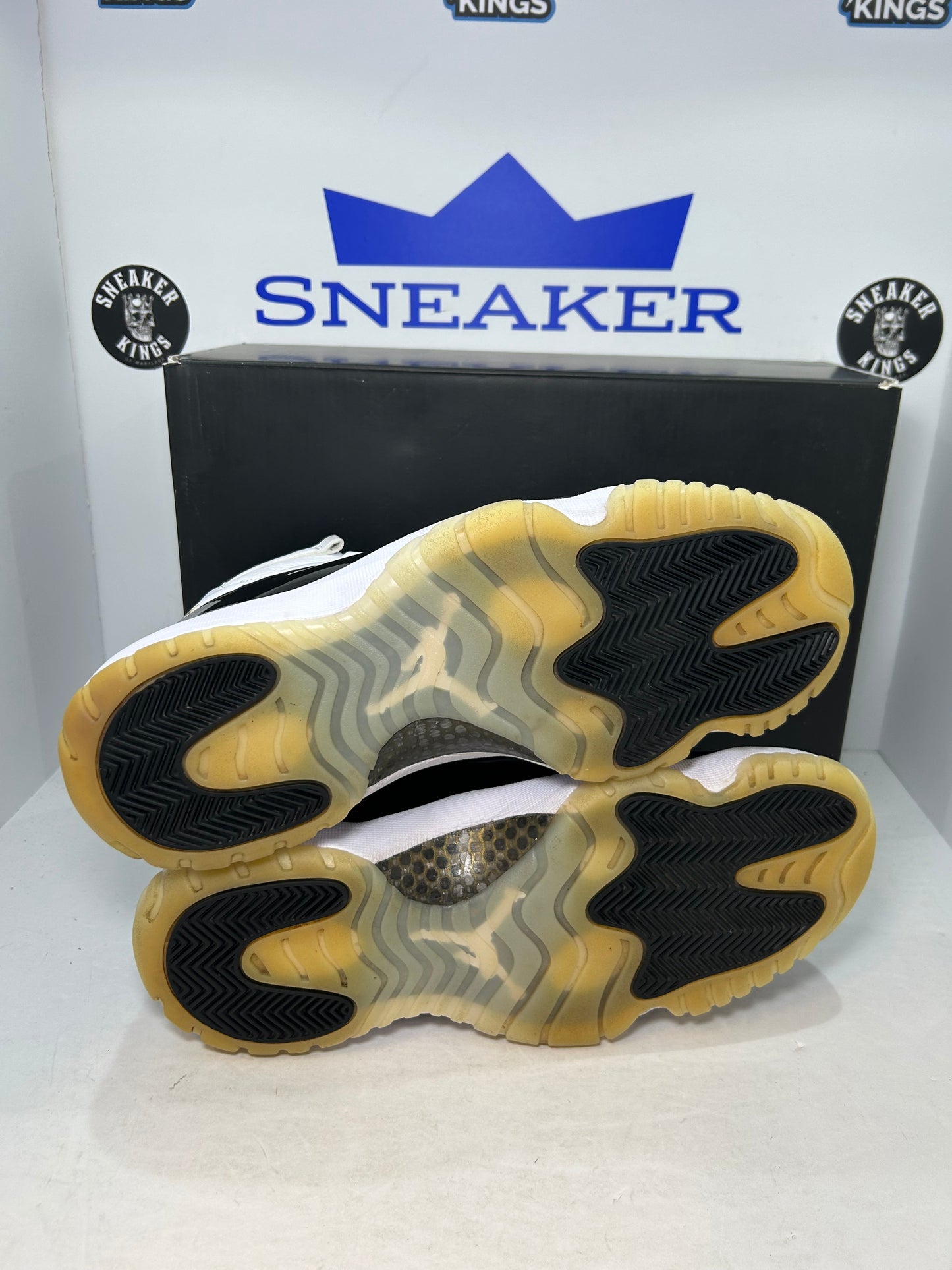 Air Jordan 11 Retro Gratitude / Defining Moments DMP (Pre-Owned)