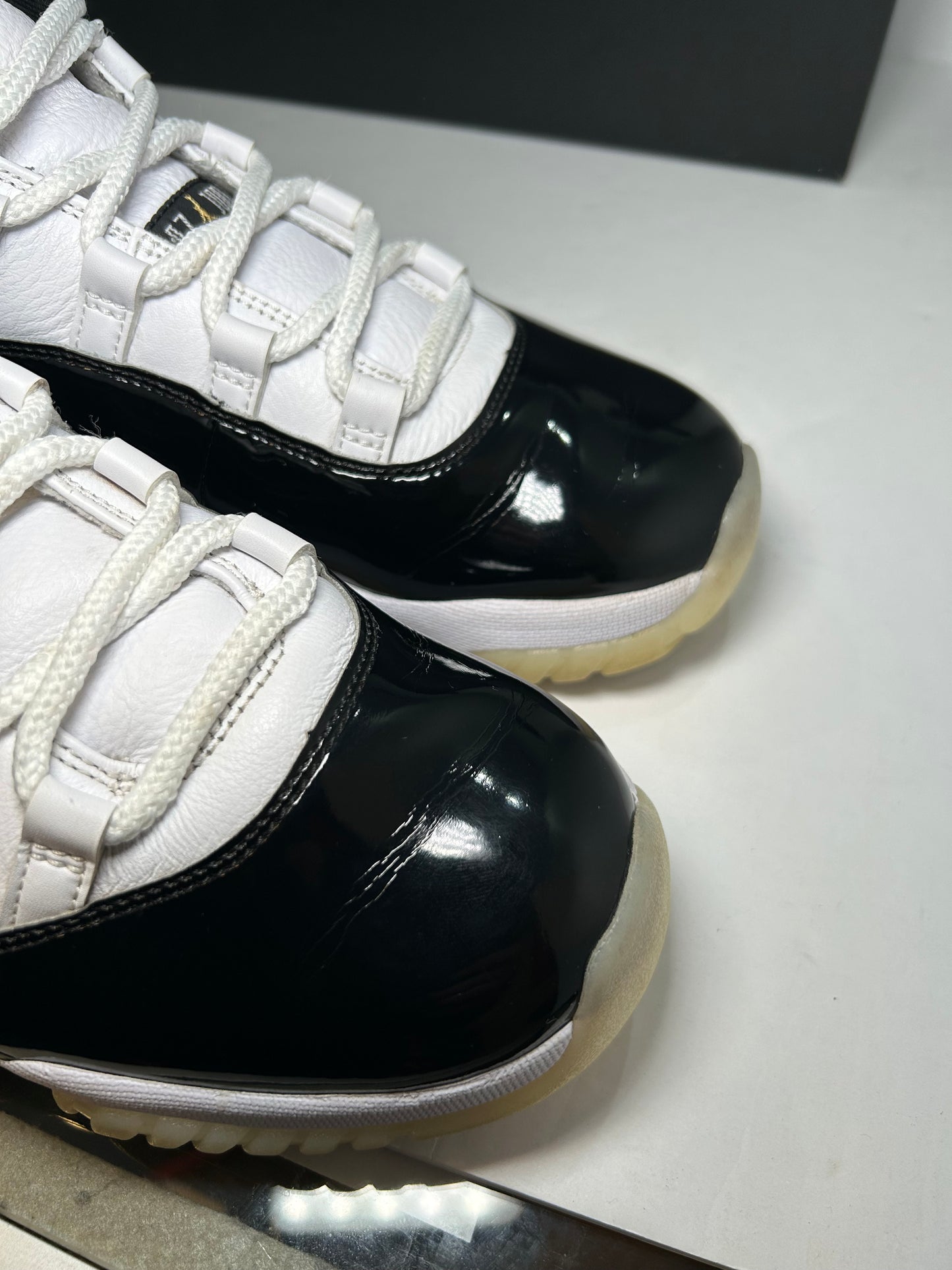 Air Jordan 11 Retro Gratitude / Defining Moments DMP (Pre-Owned)