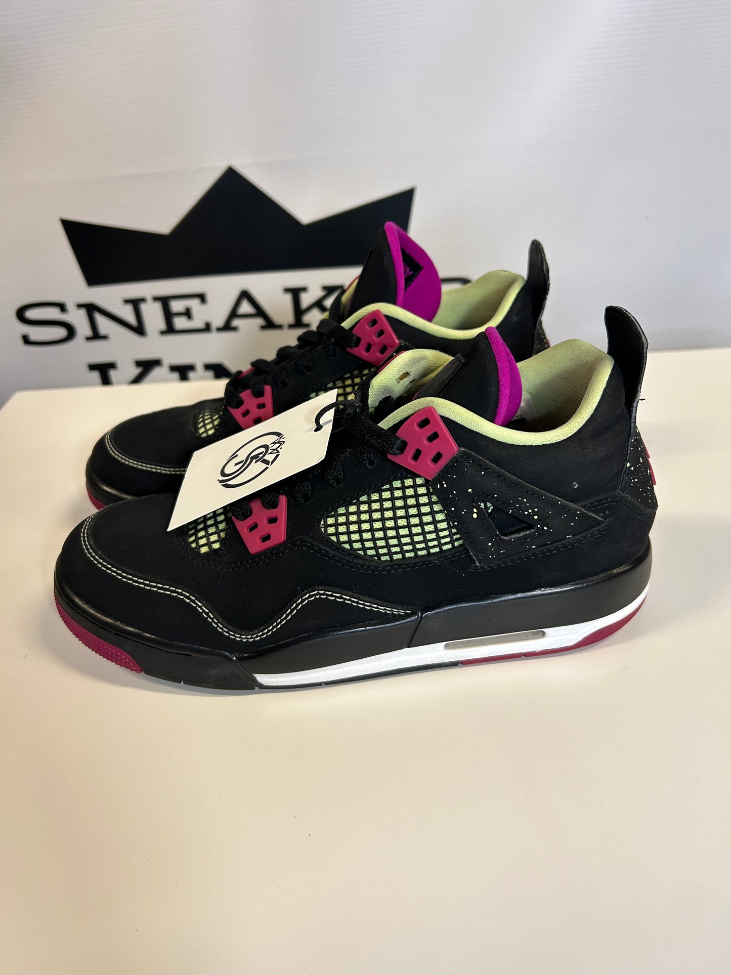 Air Jordan 4 Retro GS 30th Fuchsia (Pre-Owned)