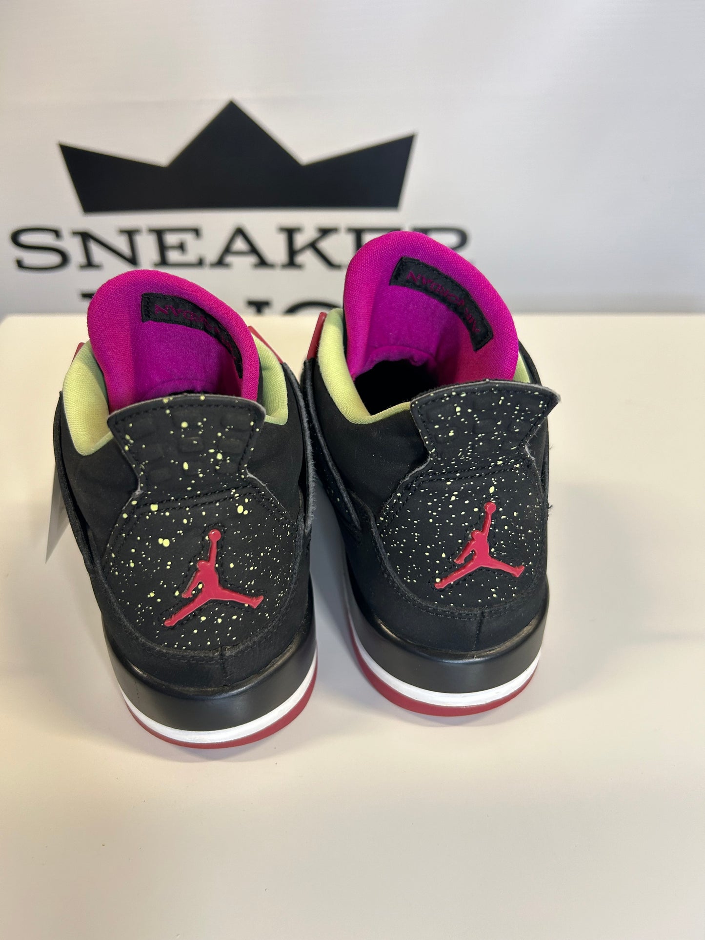 Air Jordan 4 Retro GS 30th Fuchsia (Pre-Owned)