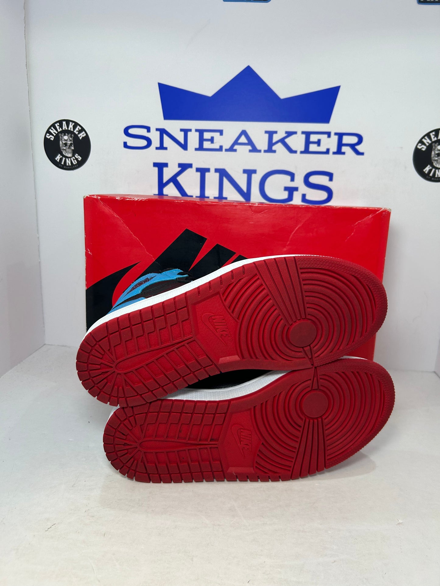 Air Jordan 1 Retro High OG UNC To Chicago (Pre-Owned)