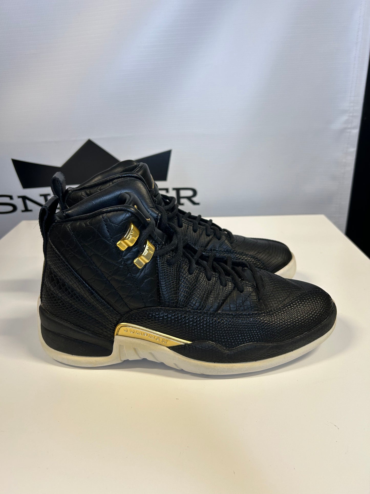 Air Jordan 12 Retro Reptile Black Metallic Gold (W) (Pre-Owned)